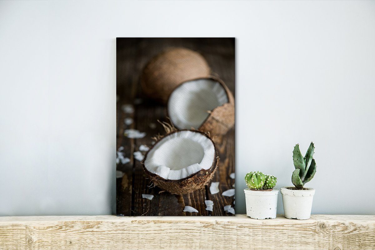 OneMillionCanvasses® Leinwandbild inkl. Kokosnüsse einem fertig 20x30 (1 Zackenaufhänger, St), cm Kokosnussschalen Holzsockel, auf und bespannt Gemälde, Leinwandbild