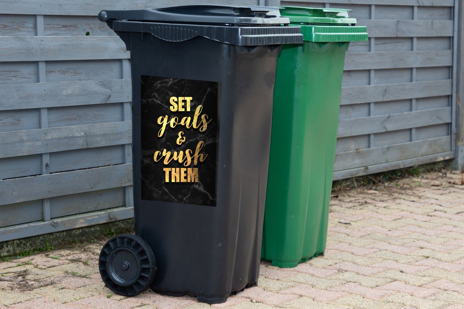 MuchoWow Wandsticker Zitat (1 Sticker, Mülltonne, Abfalbehälter St), - Gold Mülleimer-aufkleber, - Marmor Motivation - Container