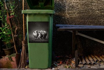 MuchoWow Wandsticker Nashorn - Vogel - Tiere - Landschaft - Schwarz-Weiß (1 St), Mülleimer-aufkleber, Mülltonne, Sticker, Container, Abfalbehälter