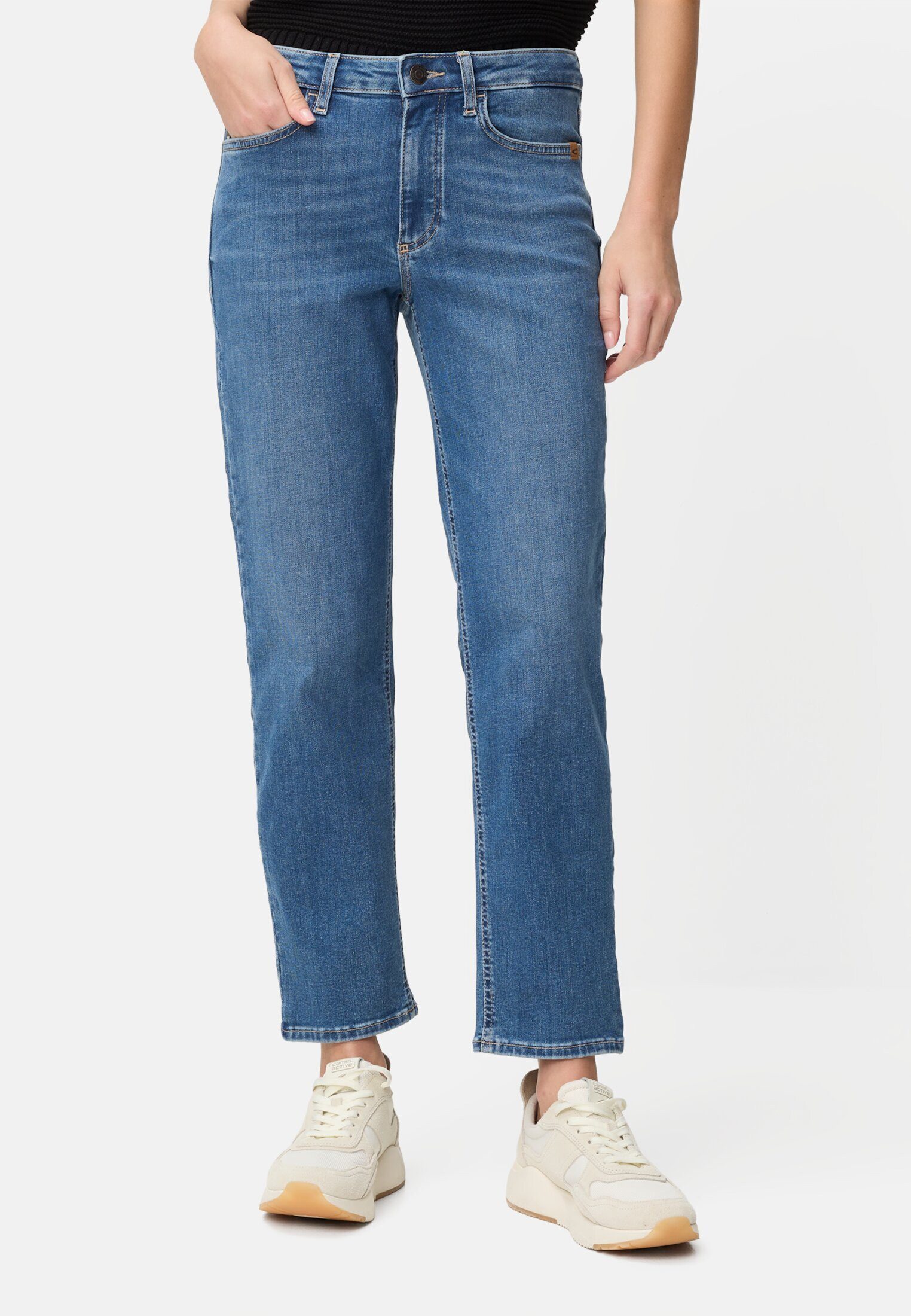 camel active Straight-Jeans 5 Pocket Straight Fit Jeans Markenlabel