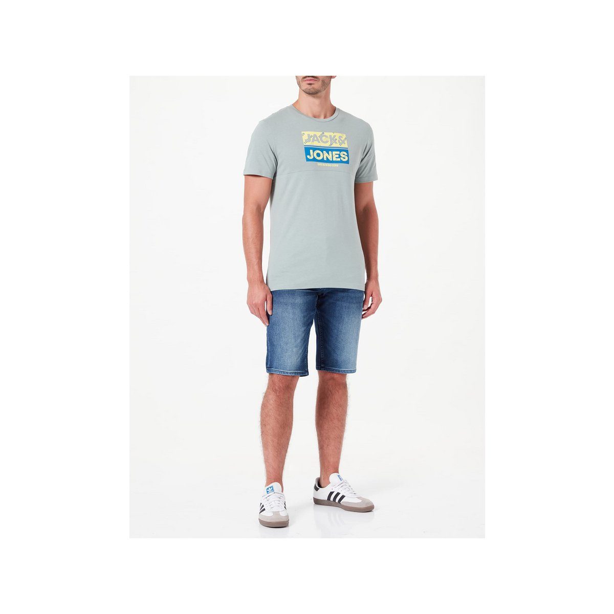 (1-tlg) Shorts regular dunkel-blau s.Oliver