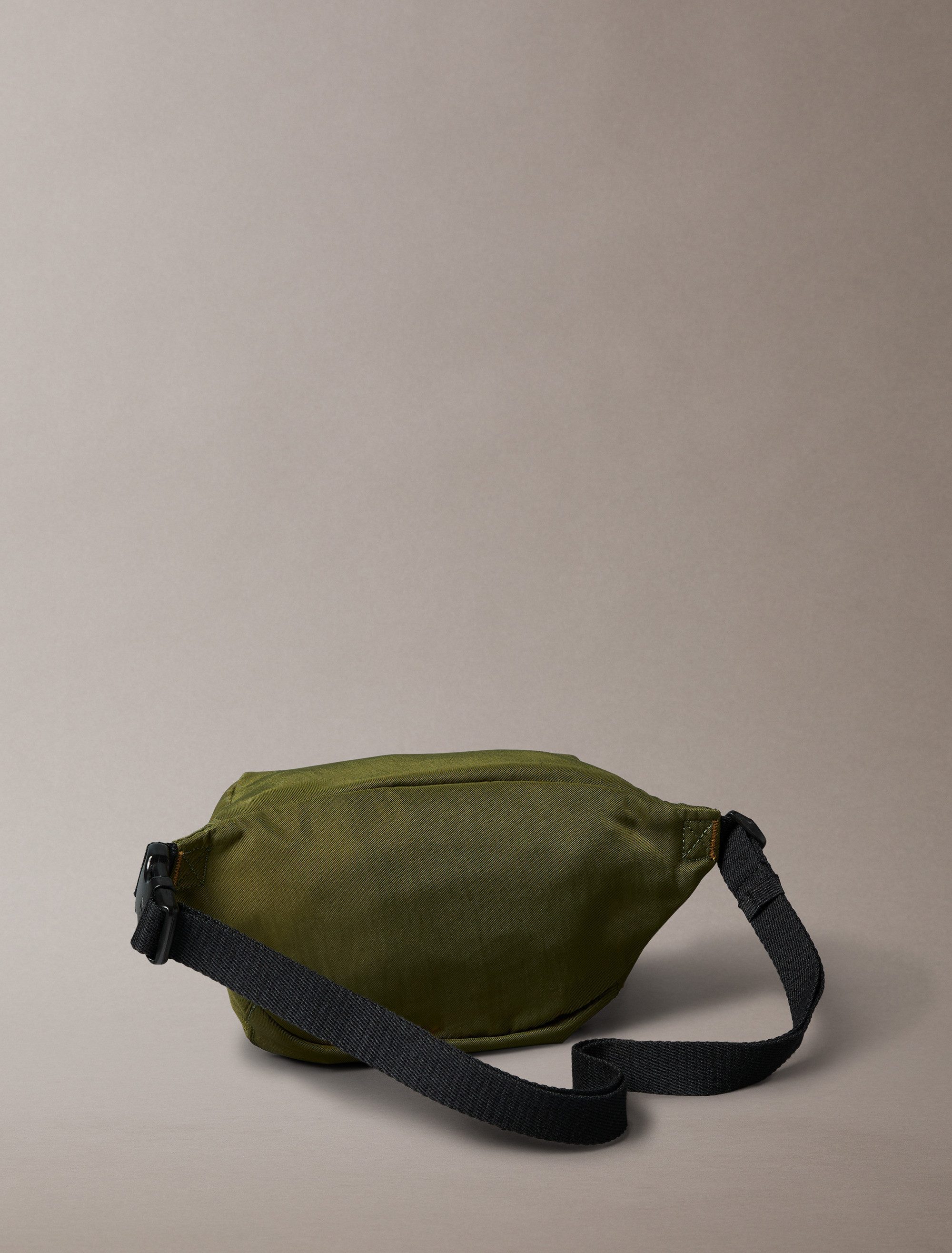 Calvin Klein Gürteltasche BOLD WAISTBAG, Crossbody Bag, Unisex Schultertasche, mit CK-Logo