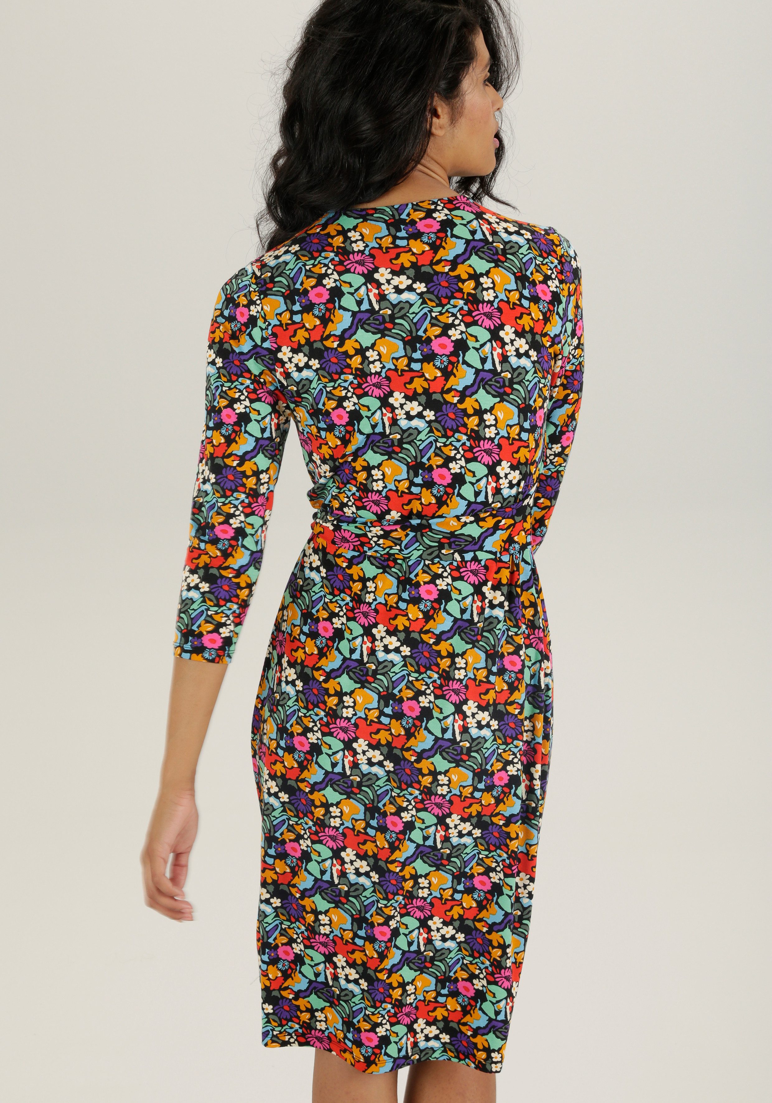 Aniston SELECTED Jerseykleid mit fröhlichem Blumendruck günstig online kaufen