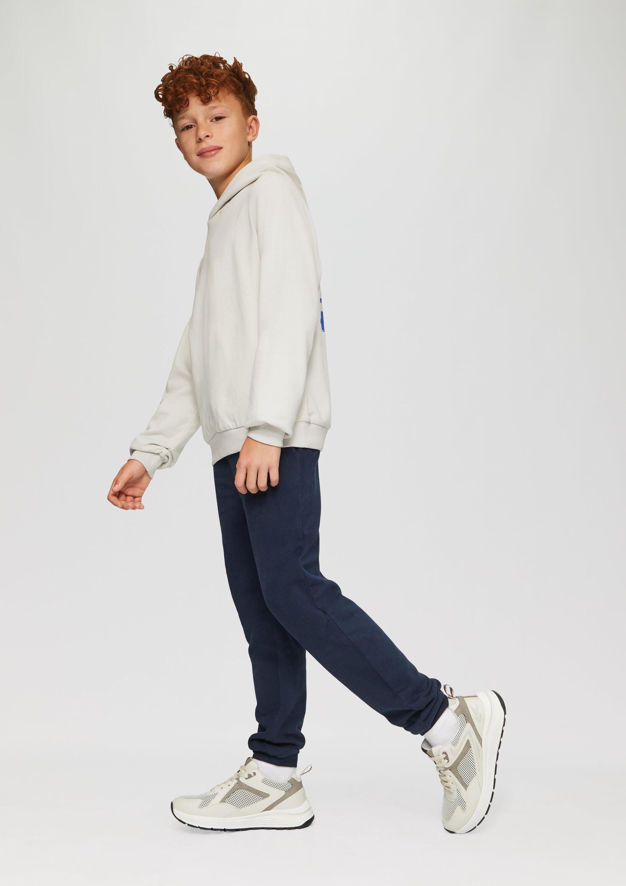 s.Oliver Sweatshirt Sweatshirt Kapuzen-Sweatshirt mit Rückenprint