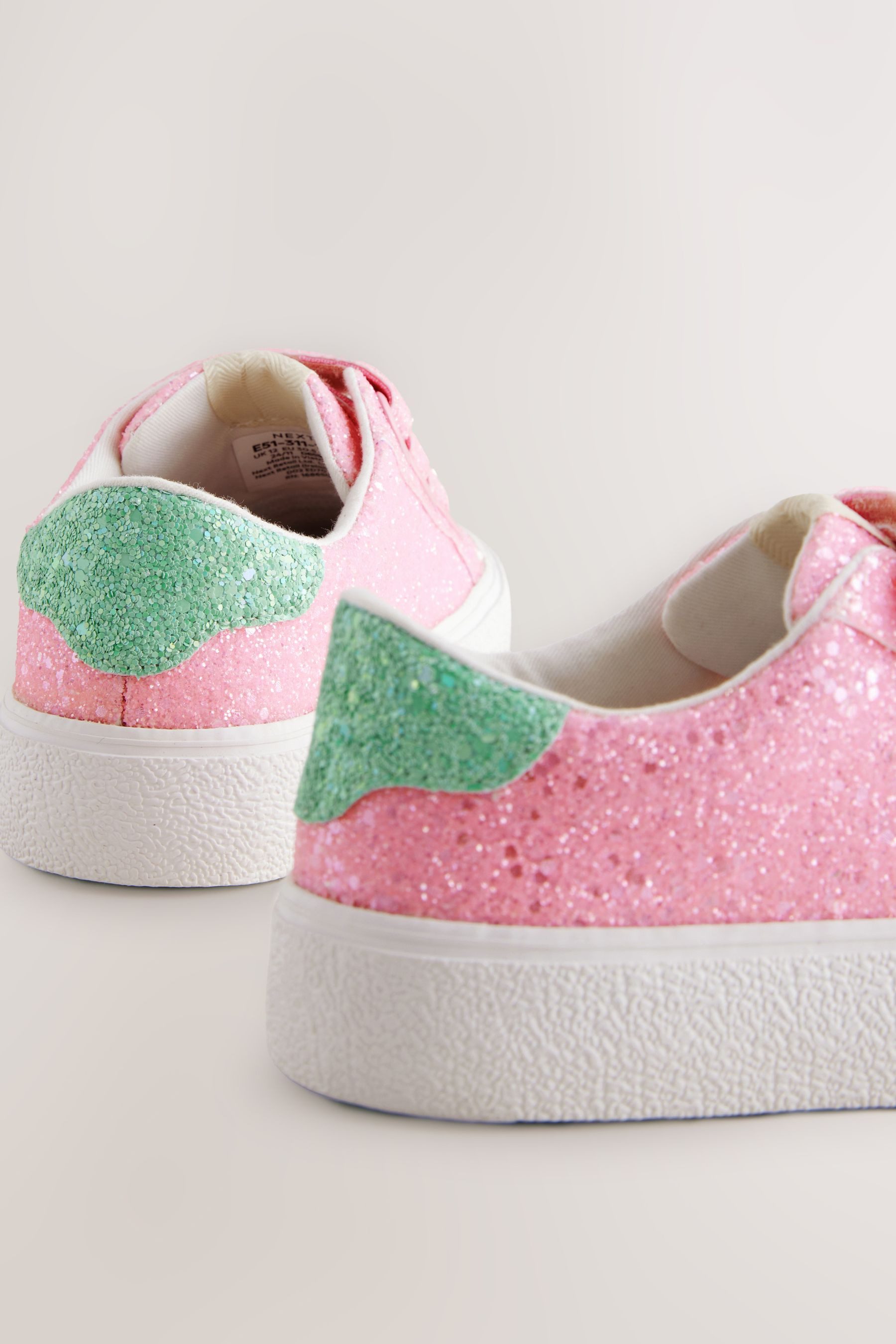 Next Sneakers mit Klettverschluss - Breite Passform Sneaker (1-tlg)