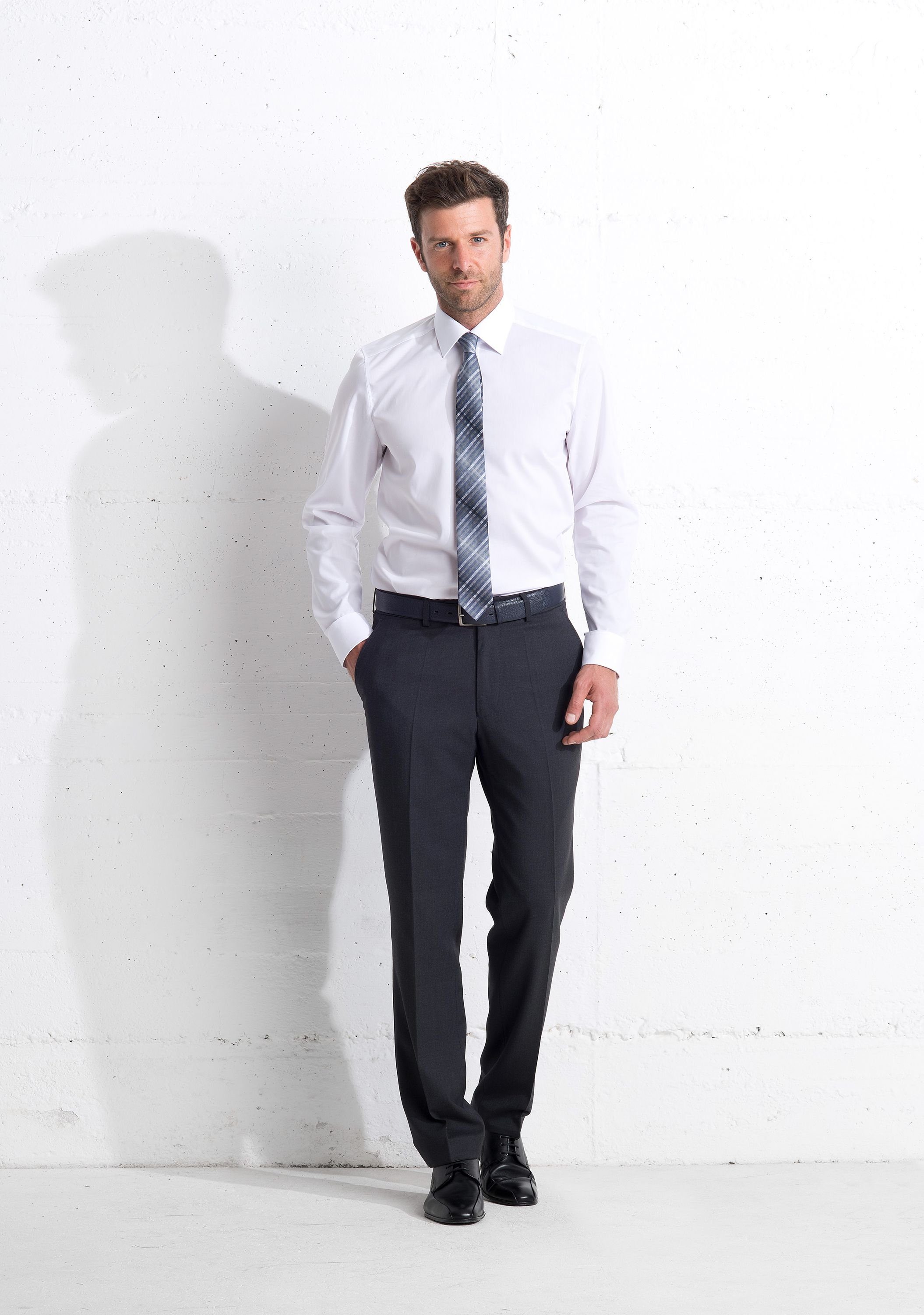Stoffhose Fit Perfect Anzughose anthrazit 26 Businesshose aubi: Modell (51) Front Flat Herren aubi