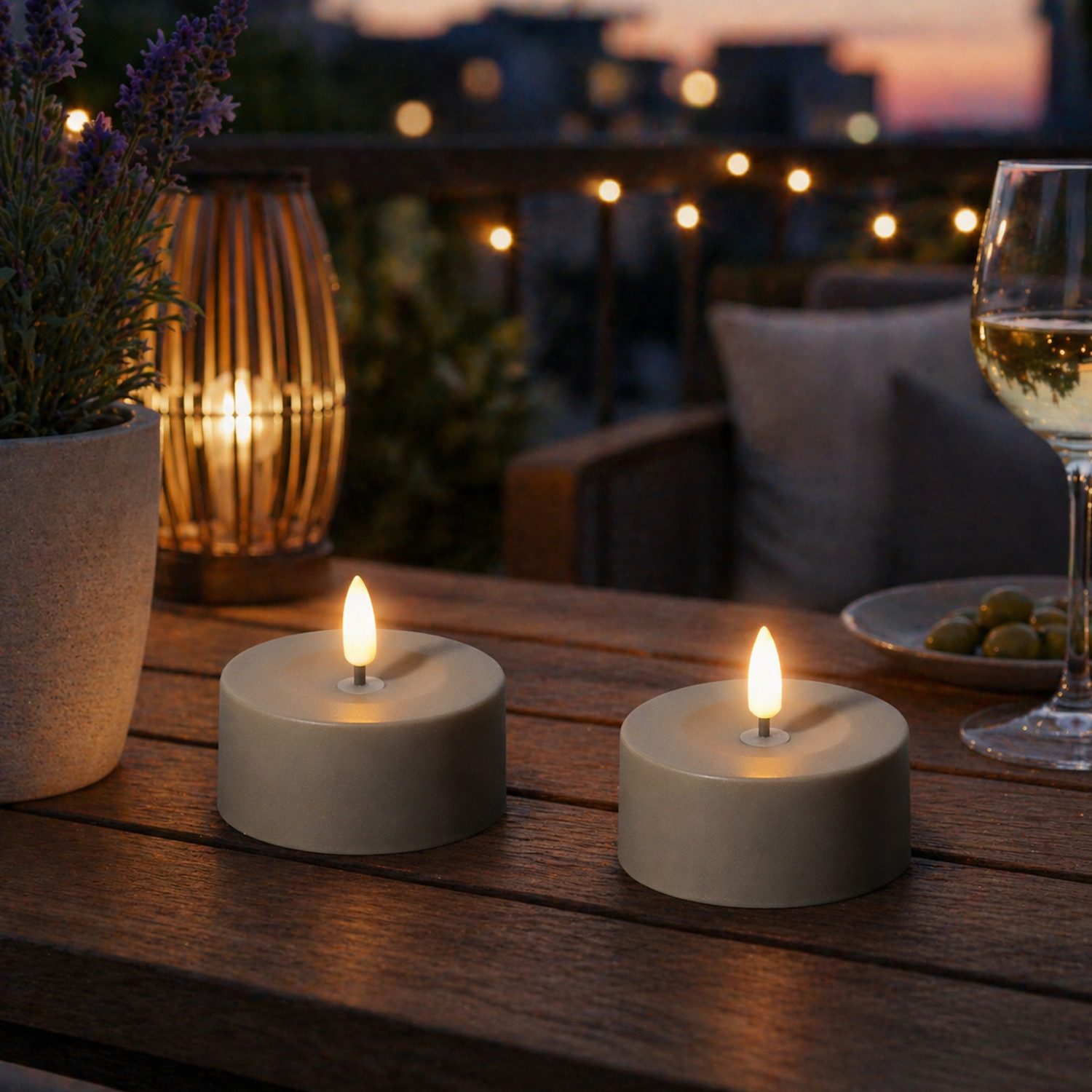 MARELIDA LED-Teelicht LED Solar Maxi Teelichter für Außen Outdoor D: 7cm Lichtsensor 2er Set, LED Classic, warmweiß (2100K bis 3000K)