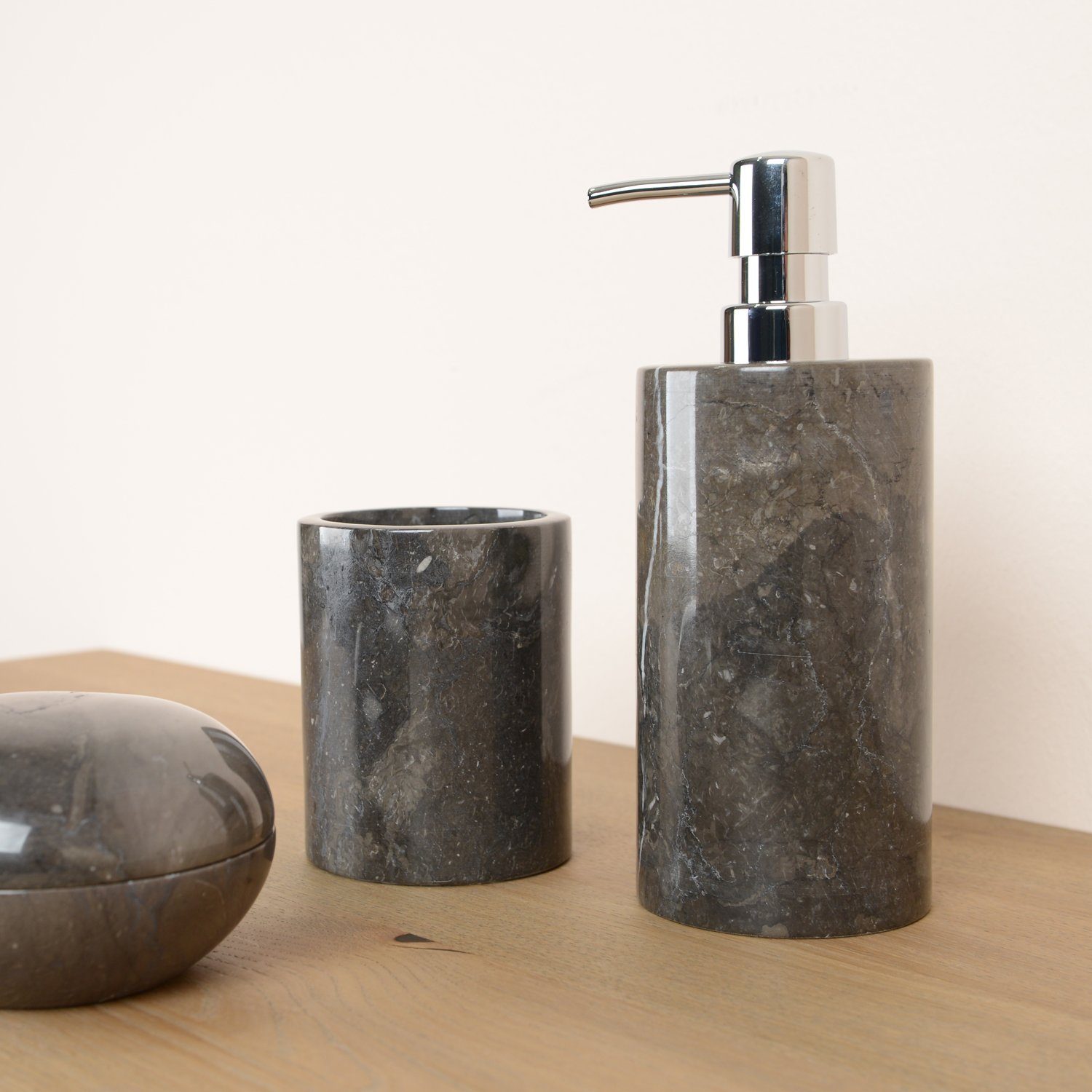 wohnfreuden Seifenspender Marmor Seifenspender schwarz, 1239