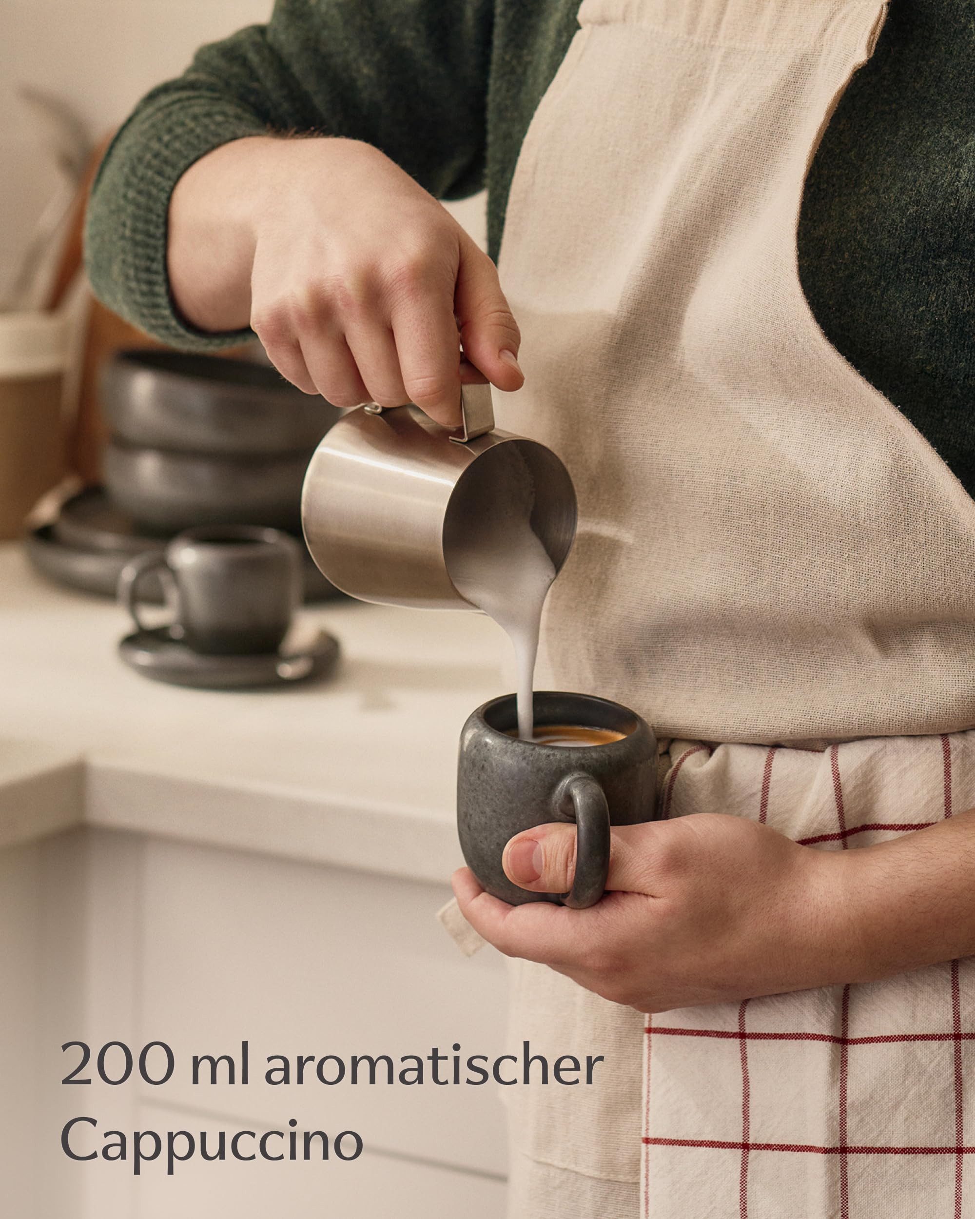 Cosumy Cappuccinotasse 4er Cappuccino Tassen Set mit Untertassen Weiß – 200 ml Keramik, 4-tlg., Steingut, Handglasiert, Spülmaschinenfest & Mikrowellengeeignet, 4er Set