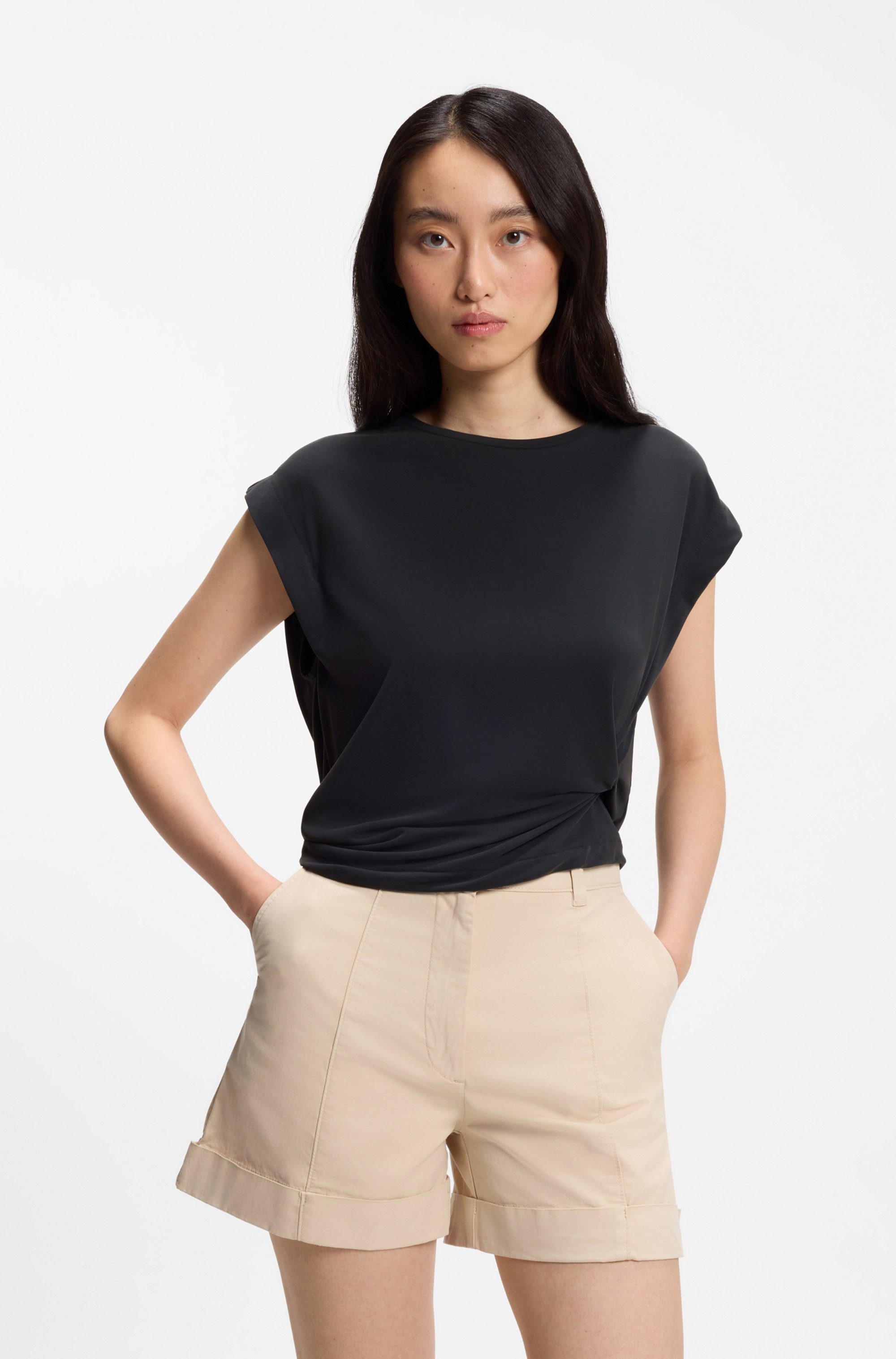 BOSS ORANGE Kurzarmshirt Ebony Premium Damenmode mit Wickel-Detail, Rundhals