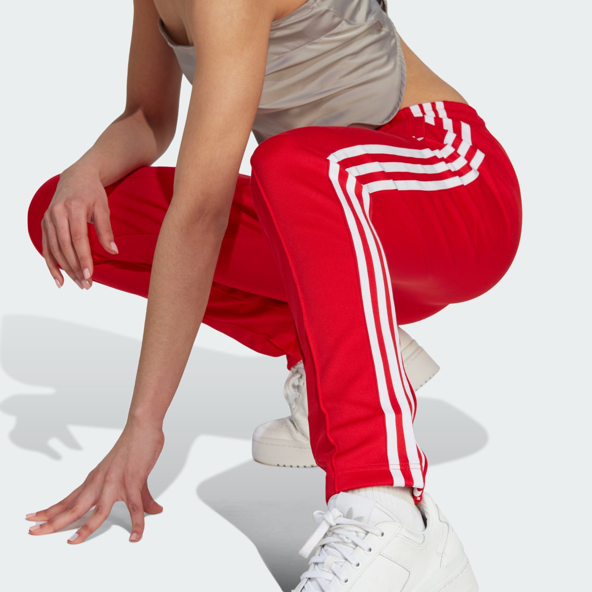 adidas Better Scarlet SST TRAININGSHOSE Jogginghose ADICOLOR Originals