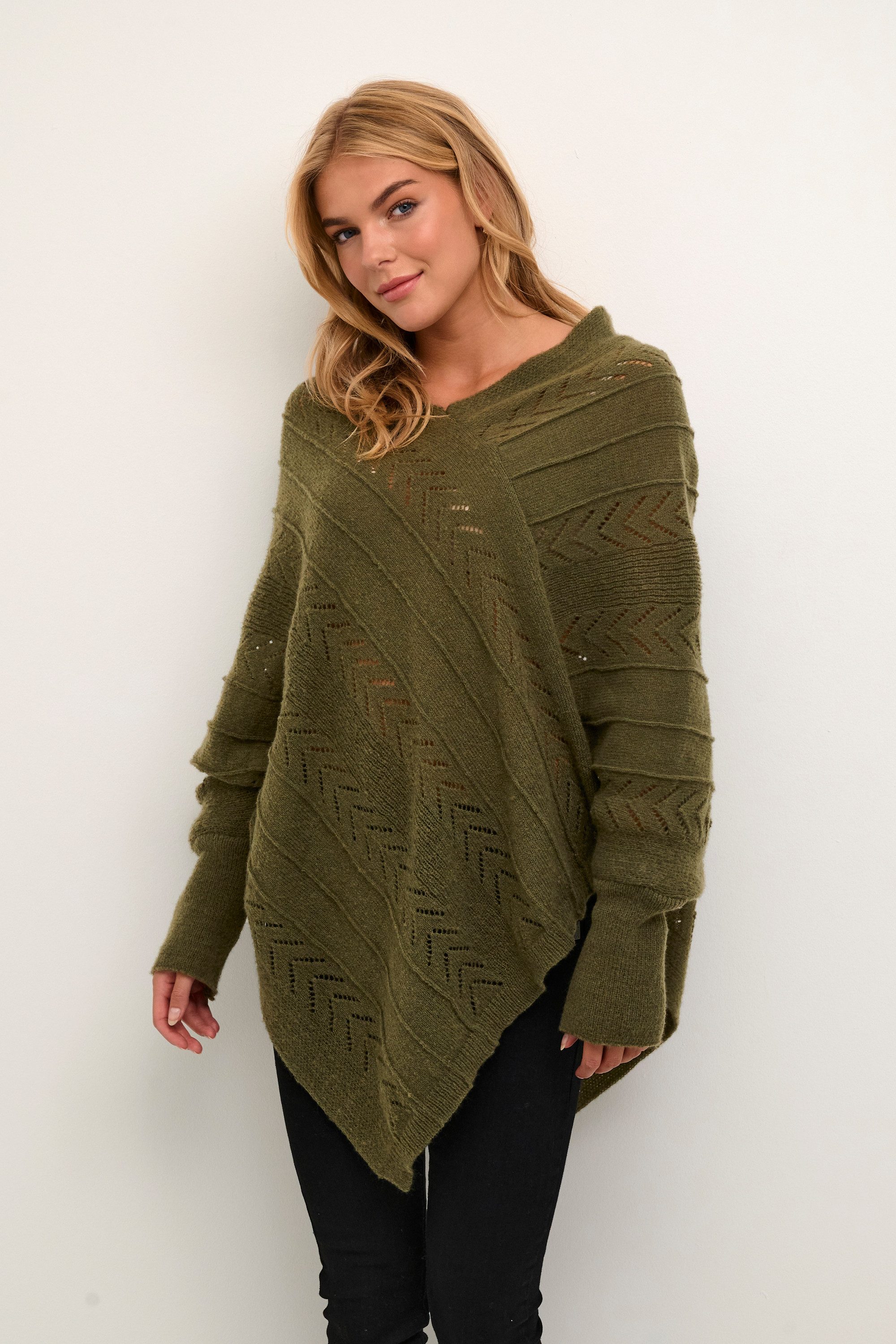 Cream Strickponcho Poncho CRHoliday