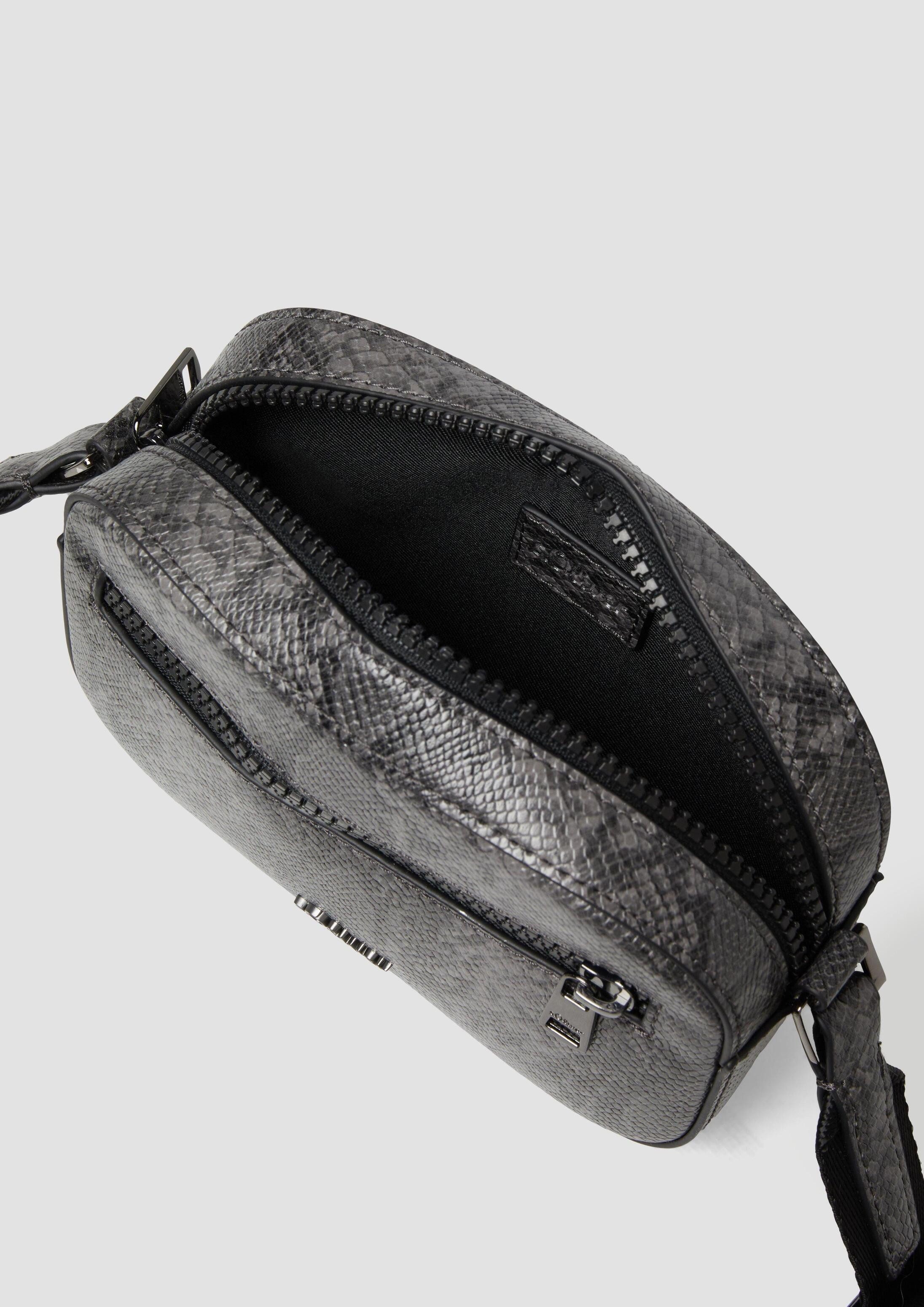 s.Oliver Umhängetasche Tasche, Camera-Bag in Reptilleder-Optik