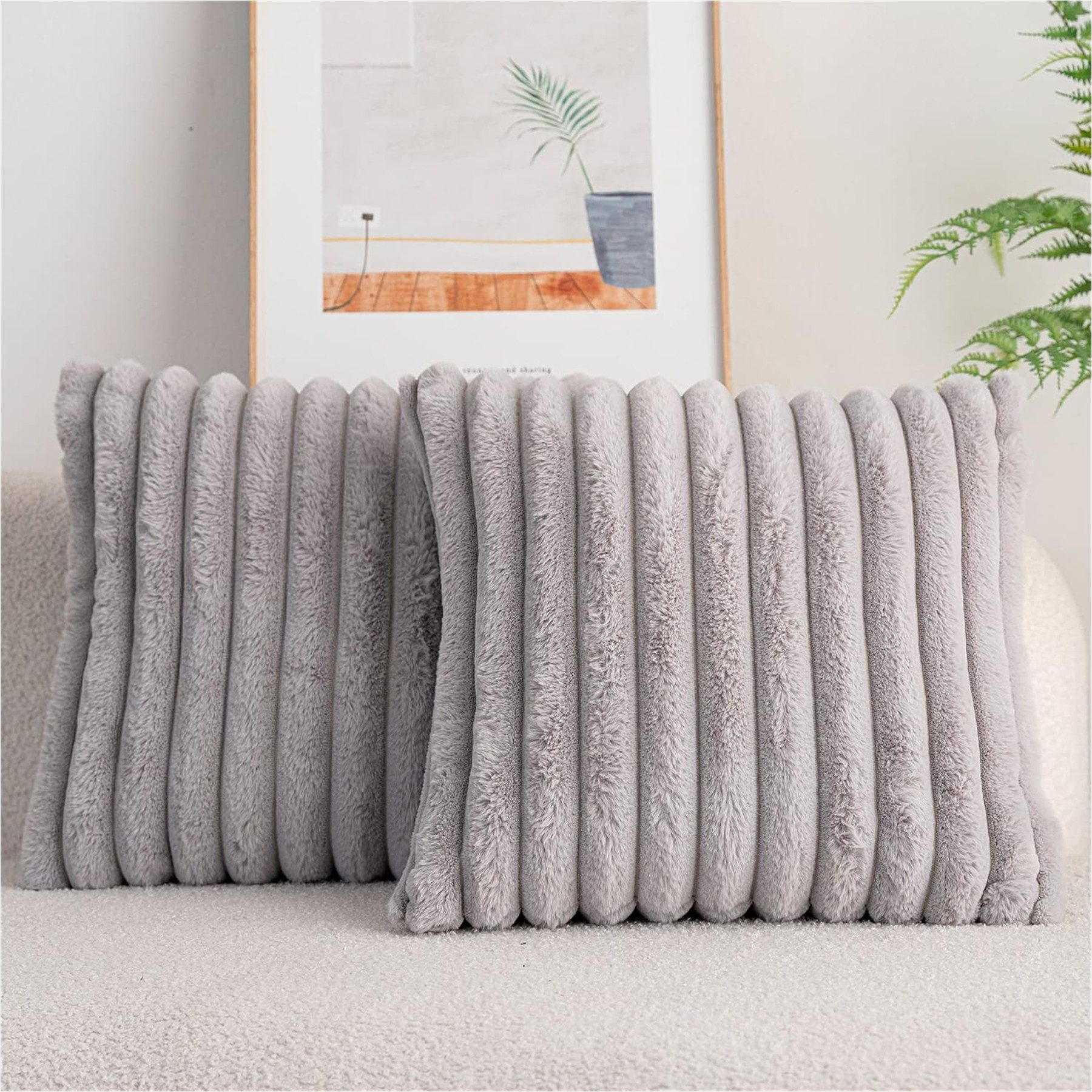 Keyura Dekokissen 2er Set Kissenbezug 45x45 Kunstfell gestreift Grau Plüsch Ultra weich, Kissenhülle Dekokissen Sofakissen für Sofa Schlafzimmer Wohnzimmer