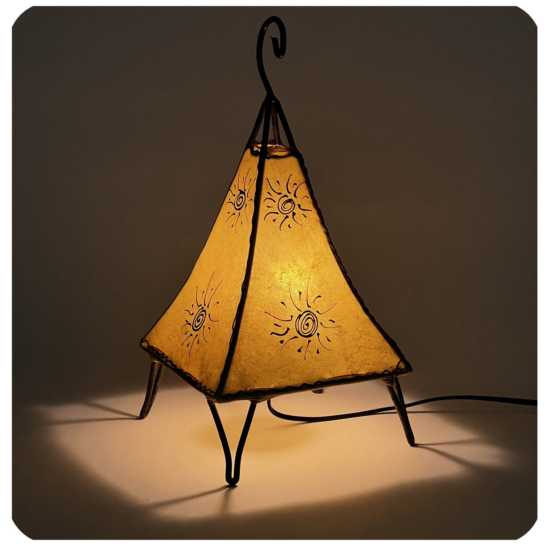 SIMANDRA Stehlampe Pyramide Sonne 35-38cm, Ambilight, ohne Leuchtmittel, Warmweiß, marokkanische Lederlampe