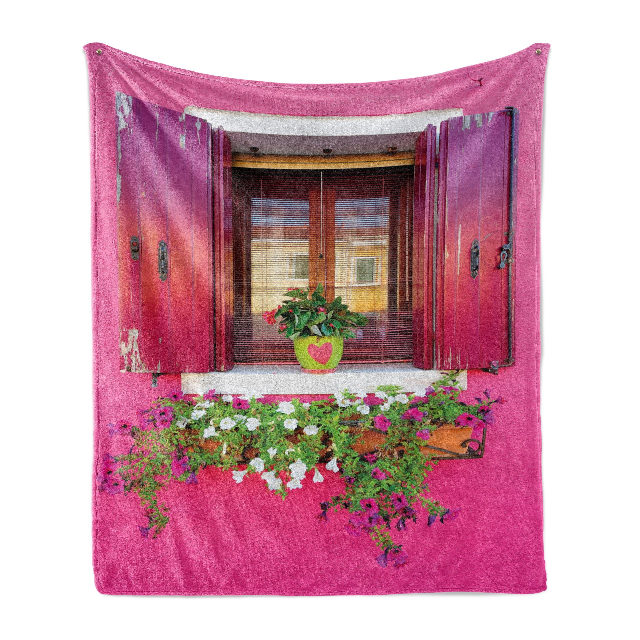 Wohndecke Gemütlicher Plüsch für den Innen- und Außenbereich, Abakuhaus, Stadt-Liebe Außen Vintage-Fenster Blumen