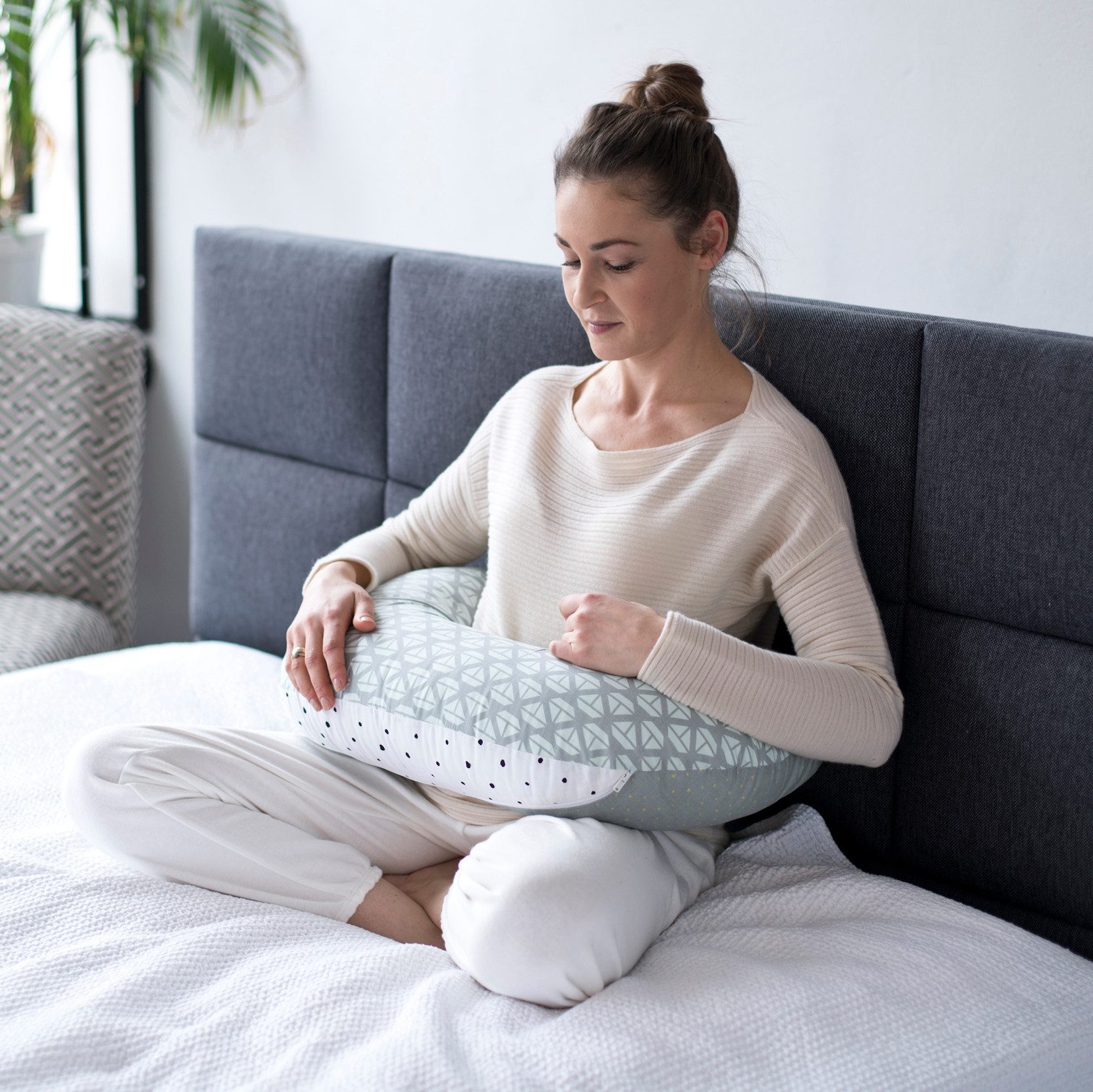 Motherhood Stillkissen Basic, abnehmbarer Bezug, ergonomisch günstig online kaufen