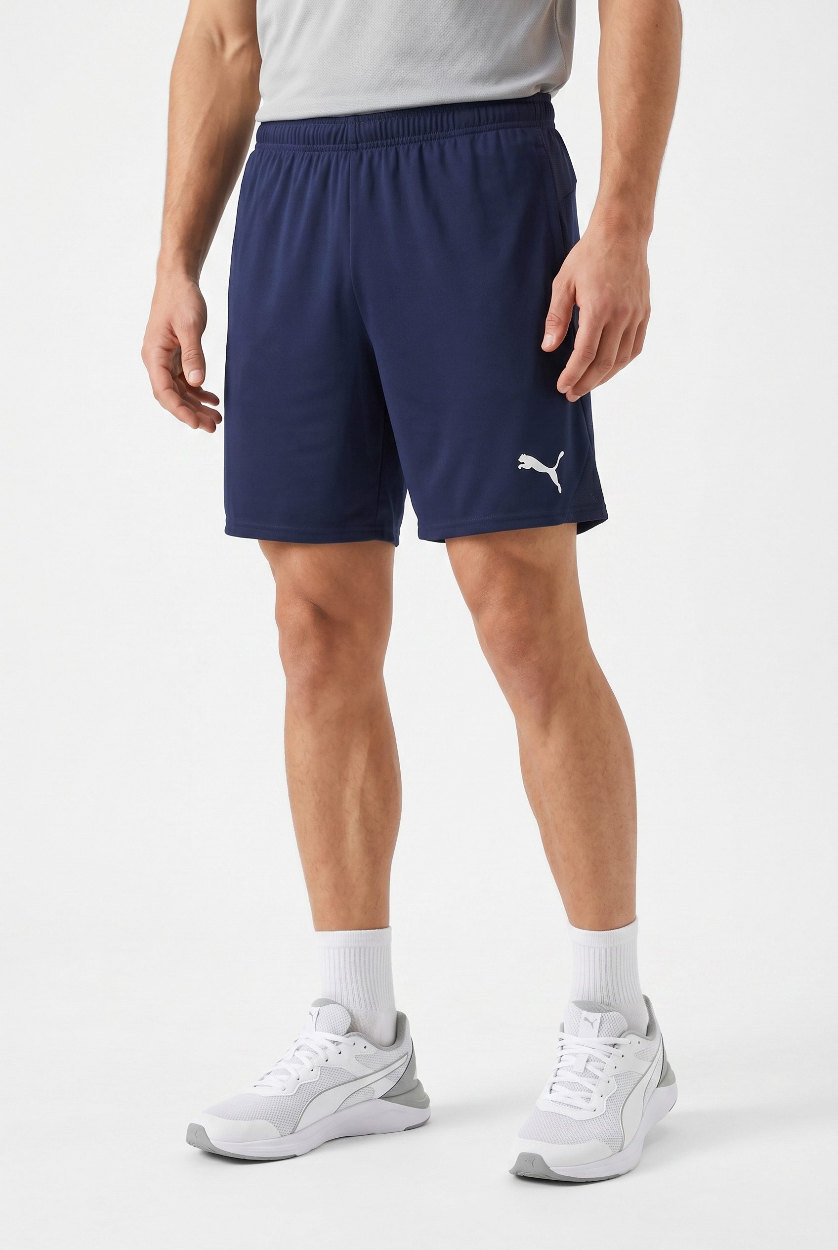 PUMA Trainingsshorts TEAMGOAL SHORTS aus Polyester, kniefrei, mit Interlock-Material, modernes Design
