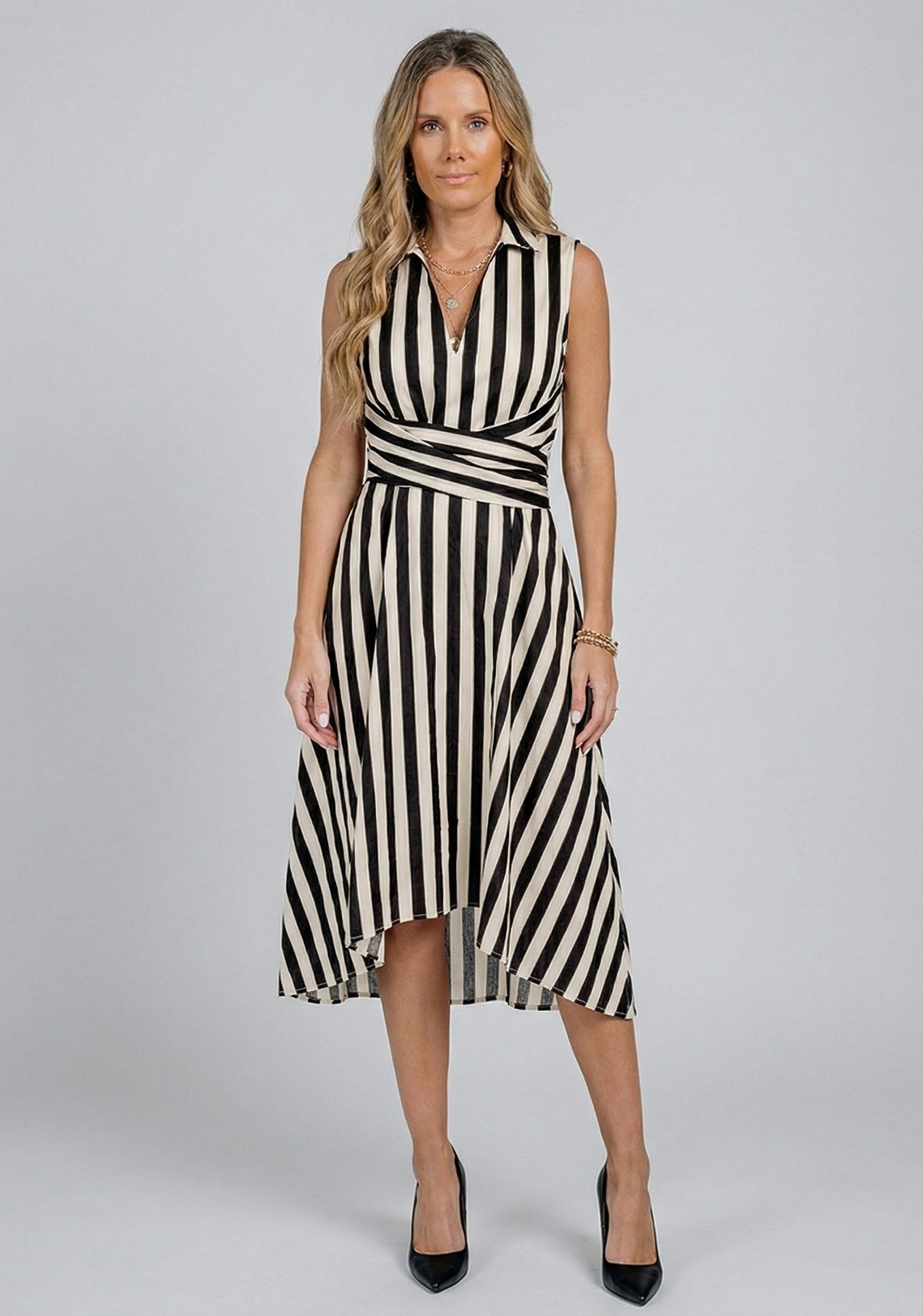 Cupshe Midikleid Wickelkleid mit V-Ausschnitt und gedrehter Taille