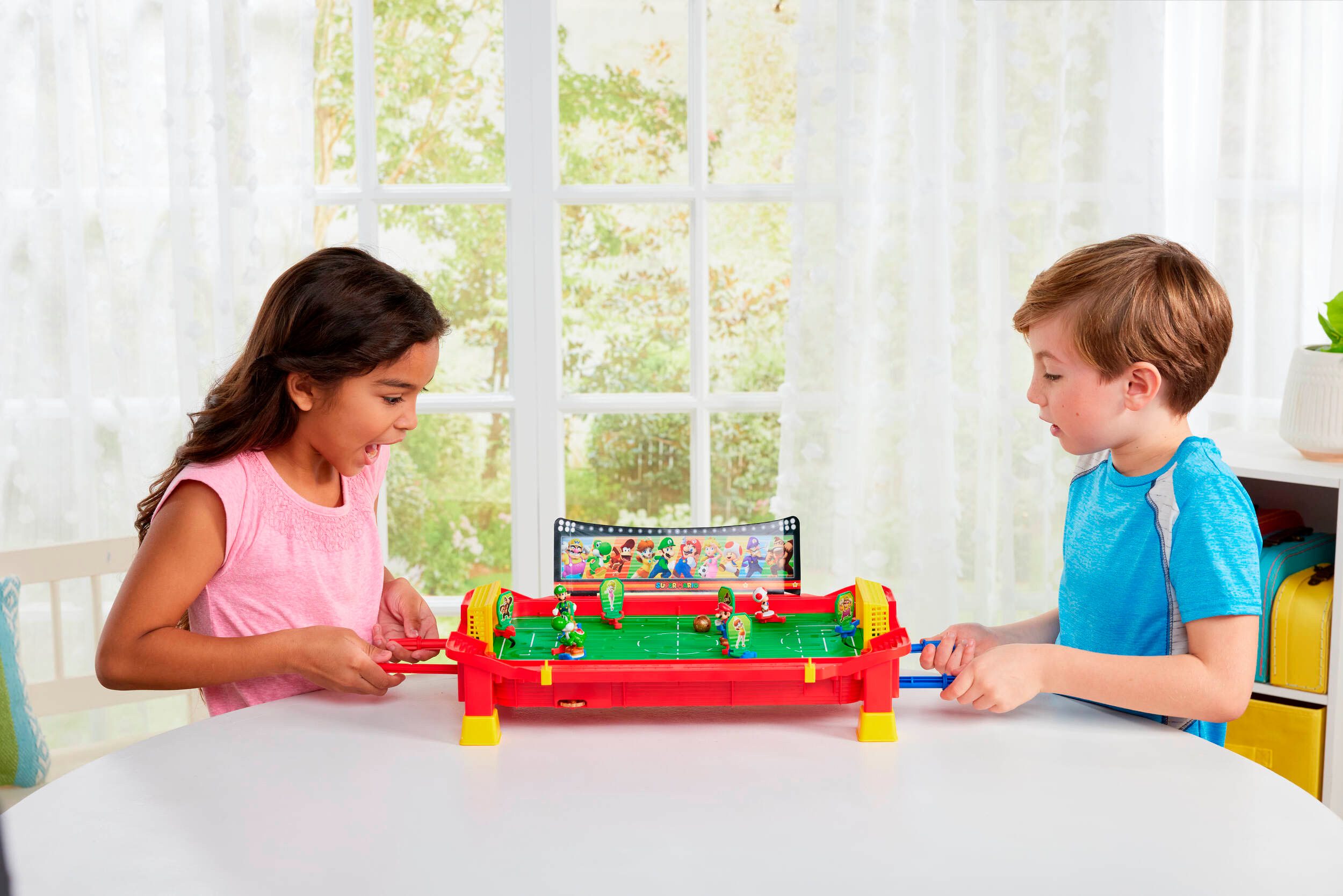 EPOCH Games Spiel Super Mario™ Football Striker, Familienspiel