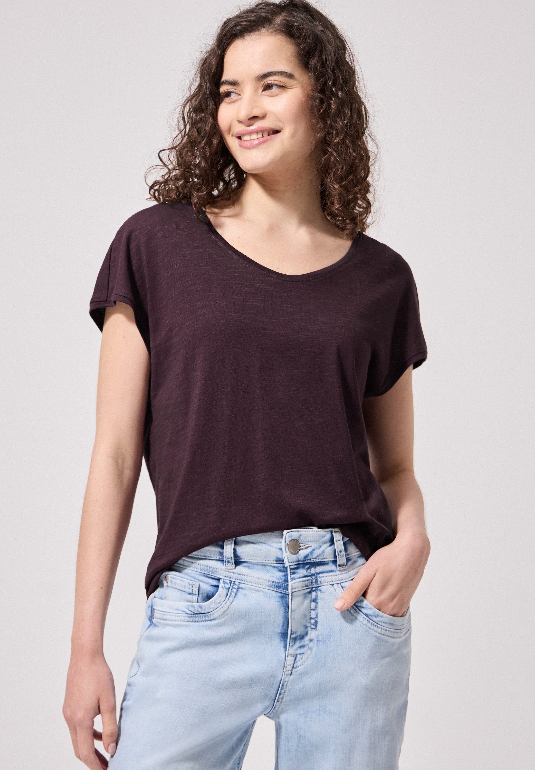 V-Shirt