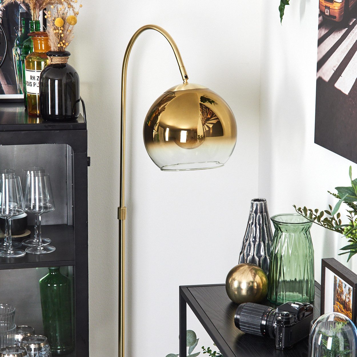 hofstein Bogenlampe Stehlampe aus Metall/Glas in Messing/Gold/Klar, ohne Leuchtmittel, mit Glasschirm (25 cm) u. Fußschalter, 1 x E27, ohne Leuchtmittel