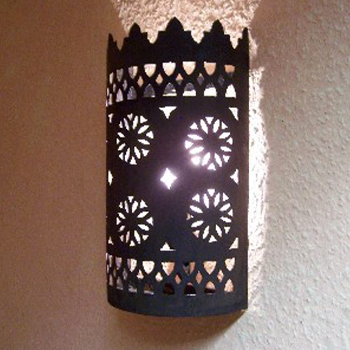 Marrakesch Orient & Mediterran Interior Wandleuchte Orientalische Wandlampe Lera handgefertigt aus Metall in Schwarz 30 cm, Handarbeit