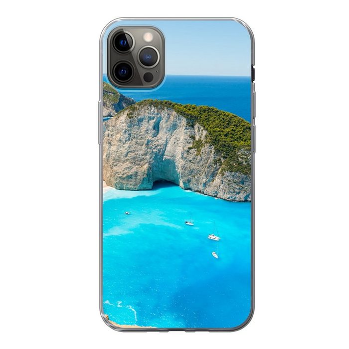MuchoWow Handyhülle Die Kalksteinklippen am Strand von Navagio in Griechenland Handyhülle Apple iPhone 13 Pro Max Smartphone-Bumper Print Handy