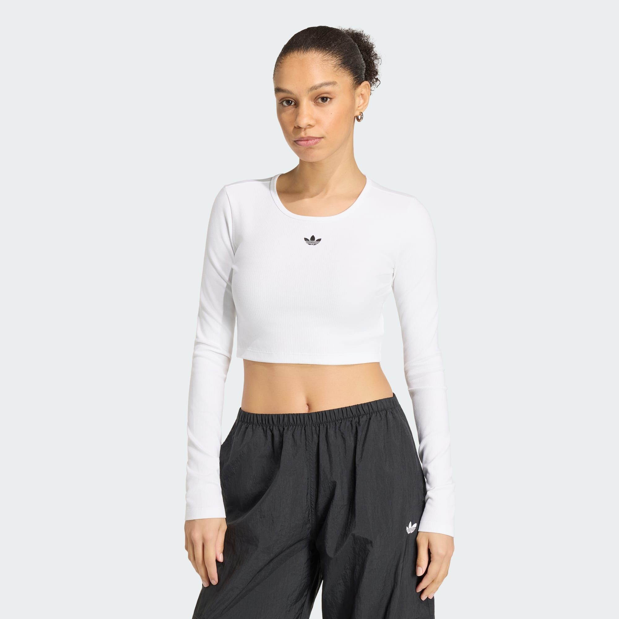 adidas Originals T-Shirt ESSENTIALS LANGARM-RIPPSHIRT, KÜRZER GESCHNITTEN (1-tlg)