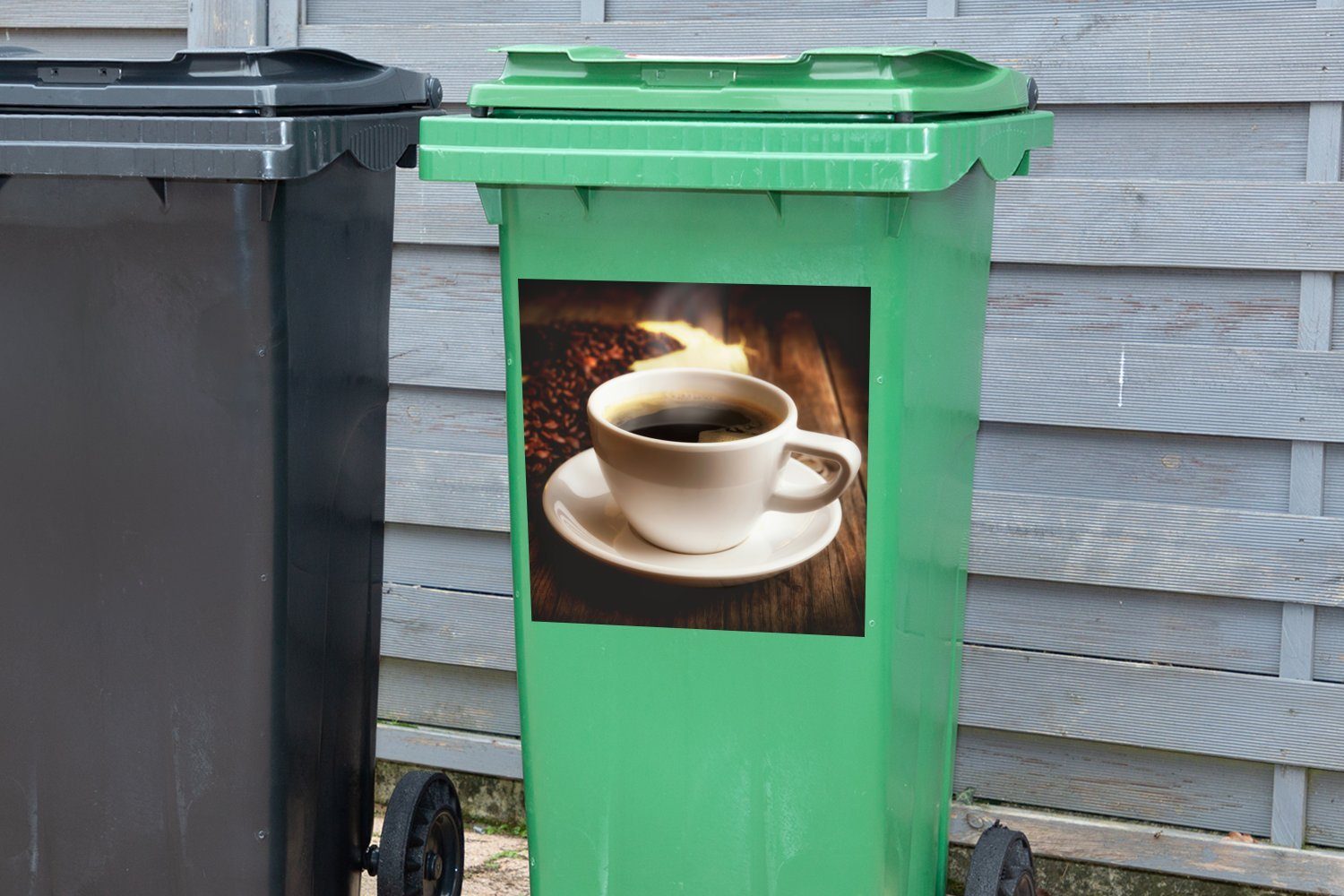 Abfalbehälter Tasse St), Eine Container, MuchoWow Mülltonne, (1 Kaffeebohnen Kaffee mit Mülleimer-aufkleber, Sticker, heiße Wandsticker