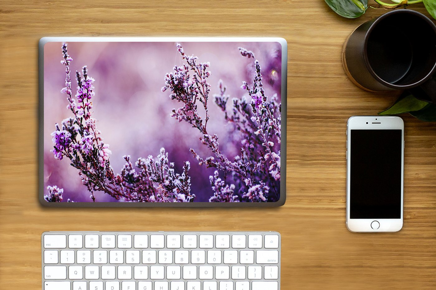 Thumbnail - MuchoWow Laptop-Aufkleber Lavendel - Winter - Blumen - Lila, (1tlg), Laptop Folien Cover, Aufkleber, Sticker, Schutz vor...