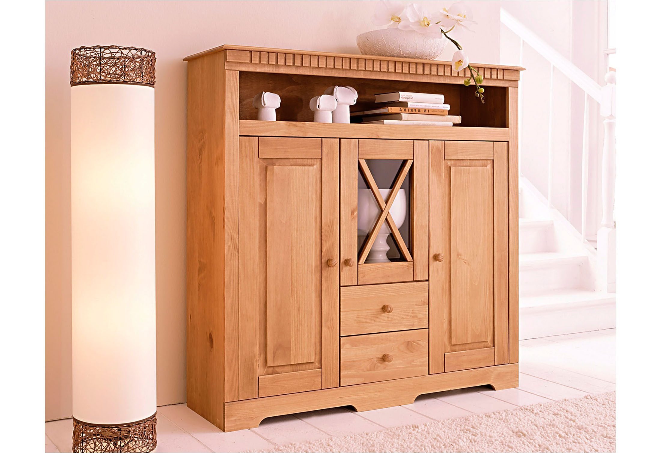 OTTO home Highboard Lisa, Stauraumschrank aus massivem Kiefernholz, mit dekorativen Fräsungen