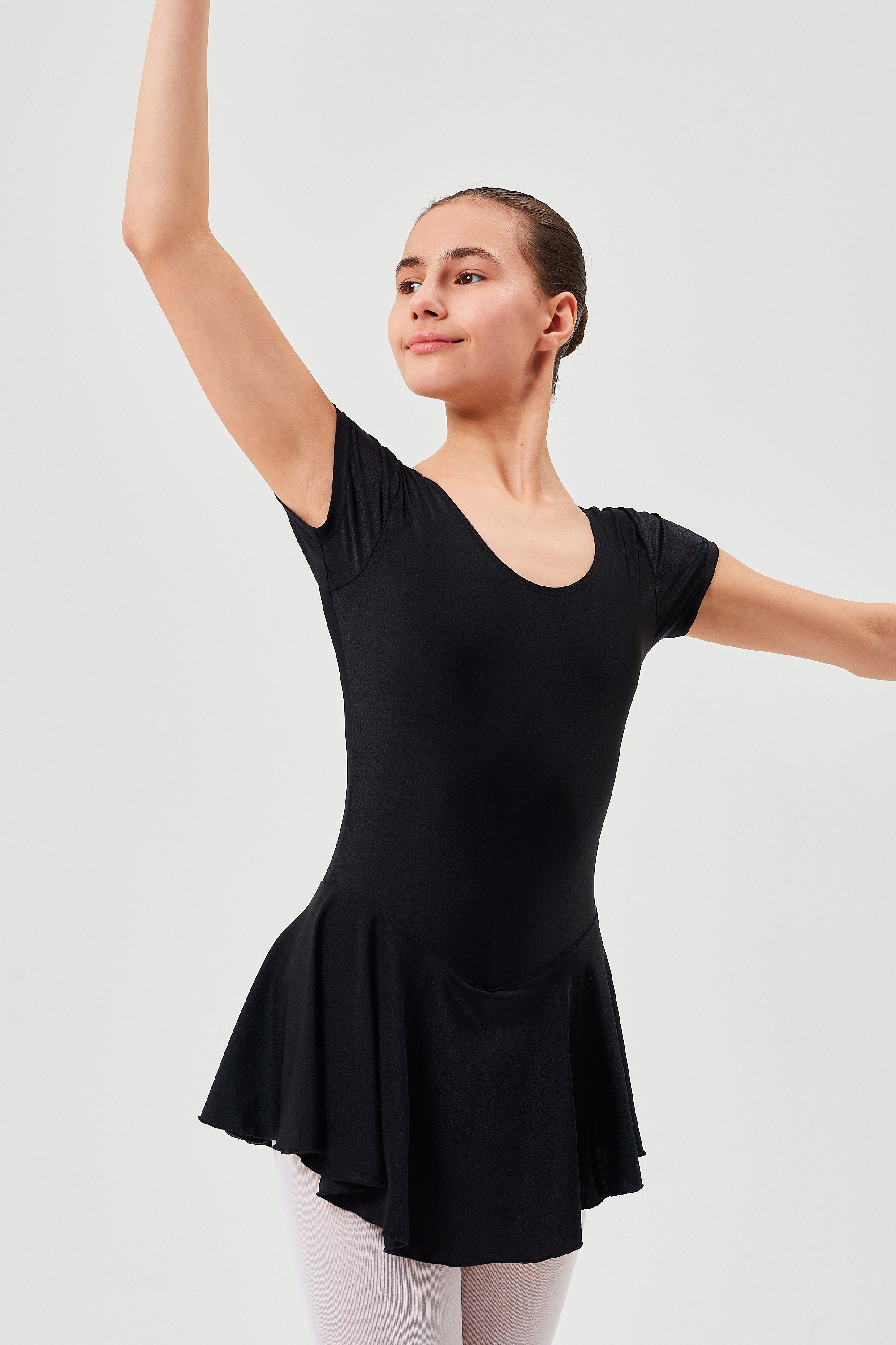 tanzmuster Bodykleid Ballettkleid Marina aus glänzendem Lycra Ballettbody mit Röckchen für Mädchen