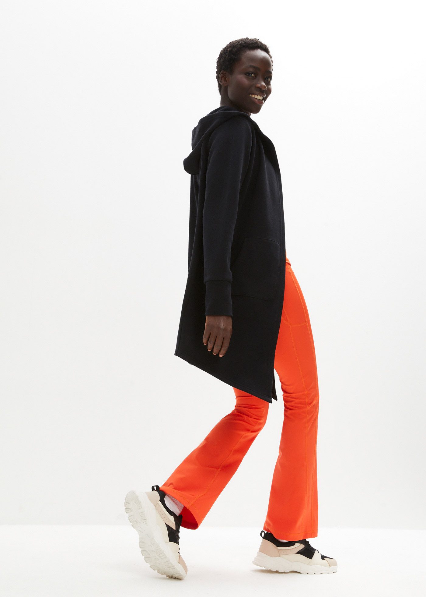 bonprix Sweatjacke mit Nahtreißverschluss, aus Baumwolle und Polyester