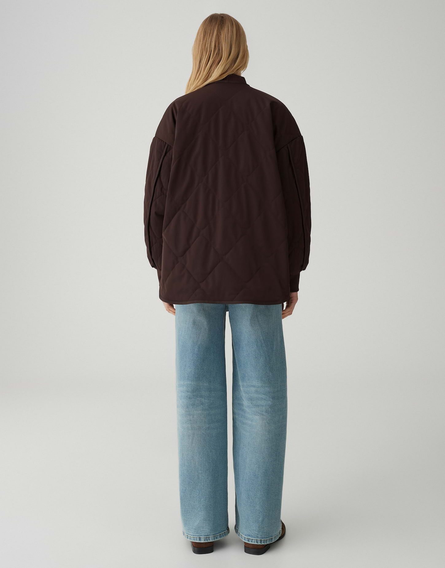OPUS Winterjacke HELLSY mit Steppung Weite Passform, leicht ausgestellter Schnitt, überschnittene Schulter