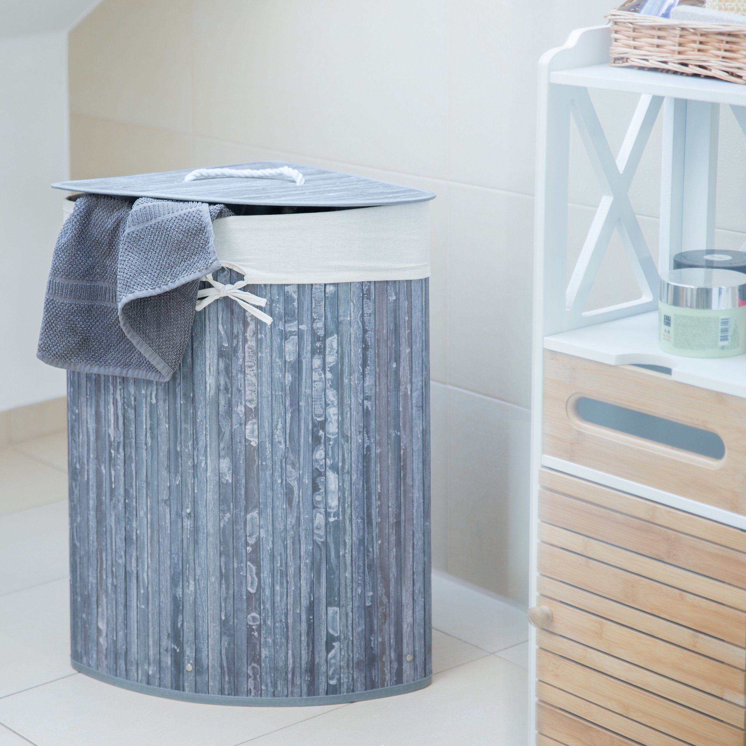 relaxdays Wäschekorb Eckwäschekorb Bambus, Grau günstig online kaufen