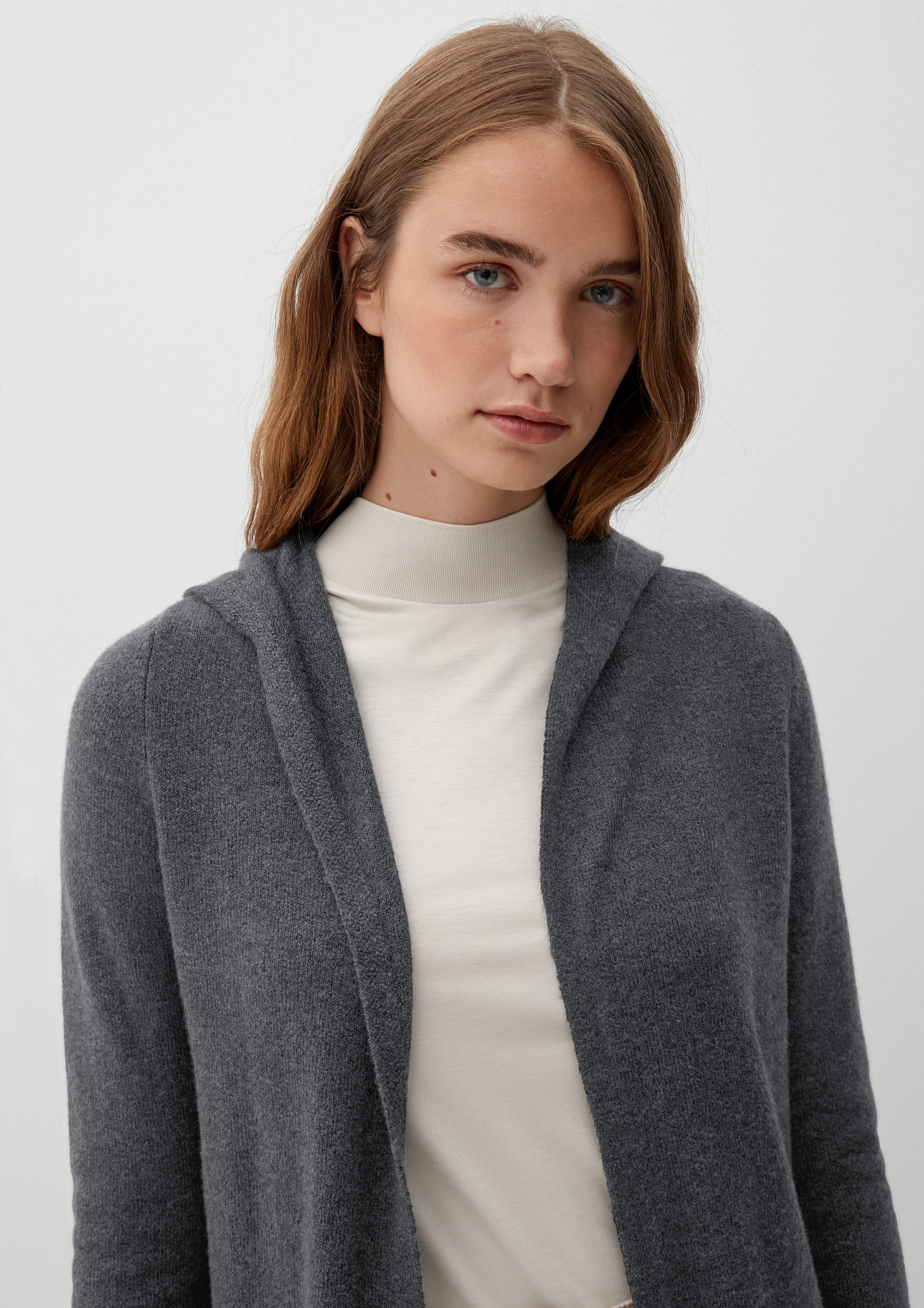 s.Oliver Strickjacke Long-Cardigan mit Kapuze Rippblende günstig online kaufen