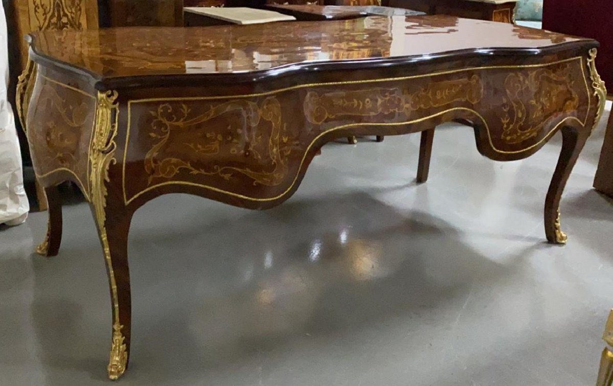 Casa Padrino Schreibtisch Barock Schreibtisch Mahagoni Intarsien / Gold - Handgefertigter Antik Stil Sekretär mit 5 Schubladen - Barock Büro Möbel