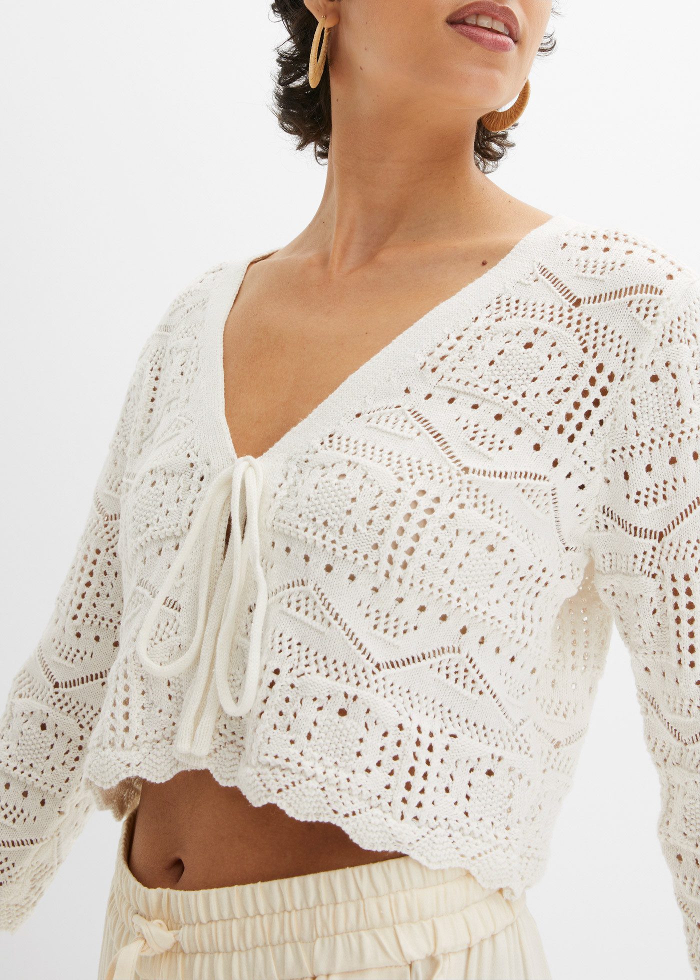 bonprix Ajourstrickjacke bequeme Passform, 3/4-Ärmel, Ajour-Bolero