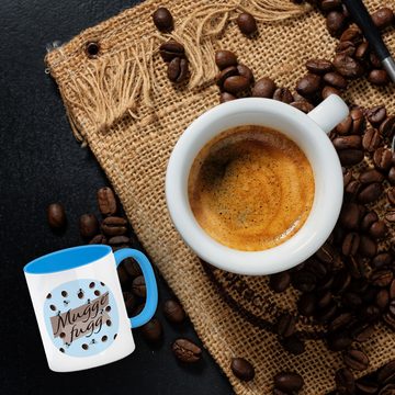 speecheese Tasse Muggefugg Malzkaffee Kaffeebecher in hellblau mit Kaffeebohnen und