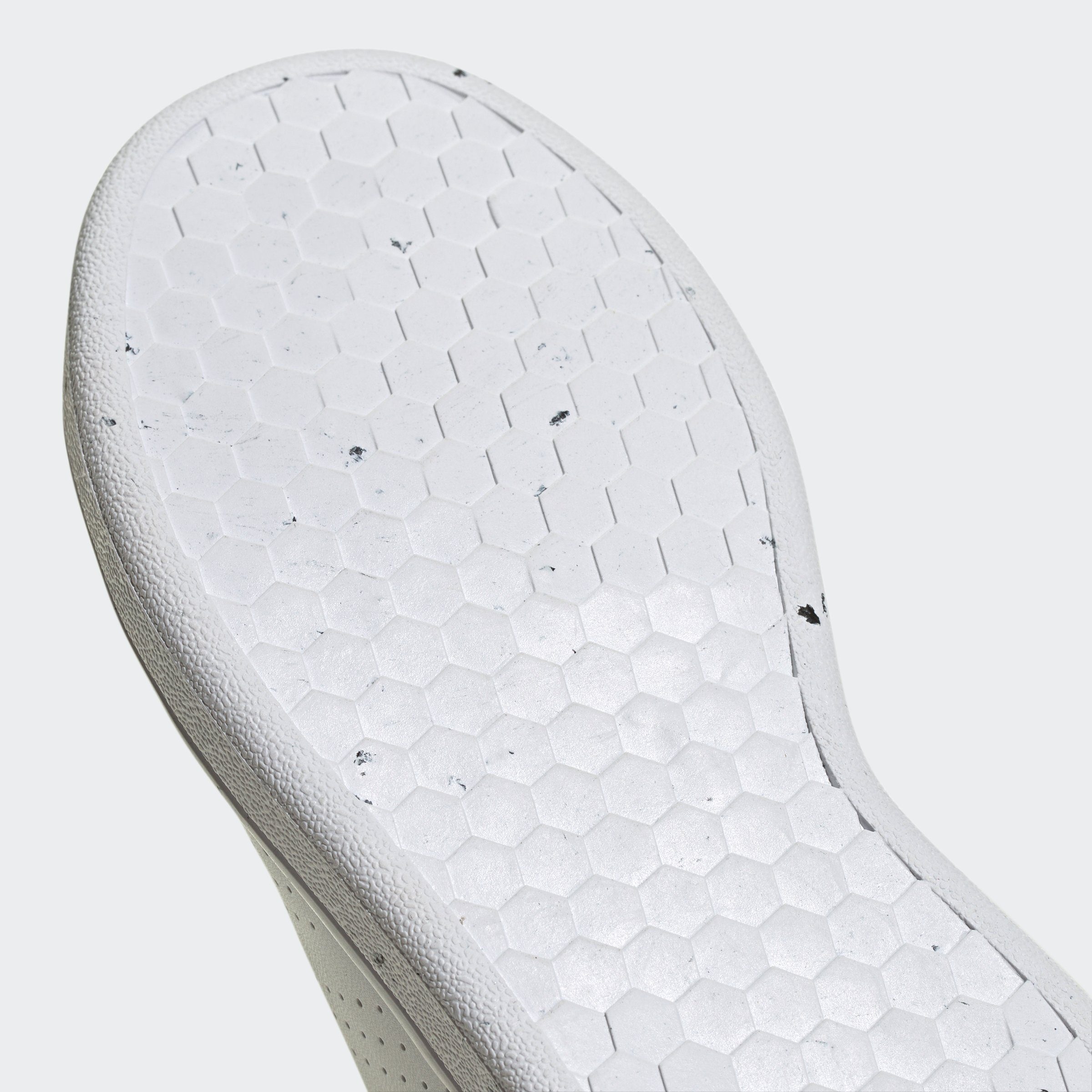LIFESTYLE / des White / den Blue Cloud Spuren adidas COURT Design White Stan Cloud Sportswear Smith ADVANTAGE LACE Fusion auf Sneaker adidas