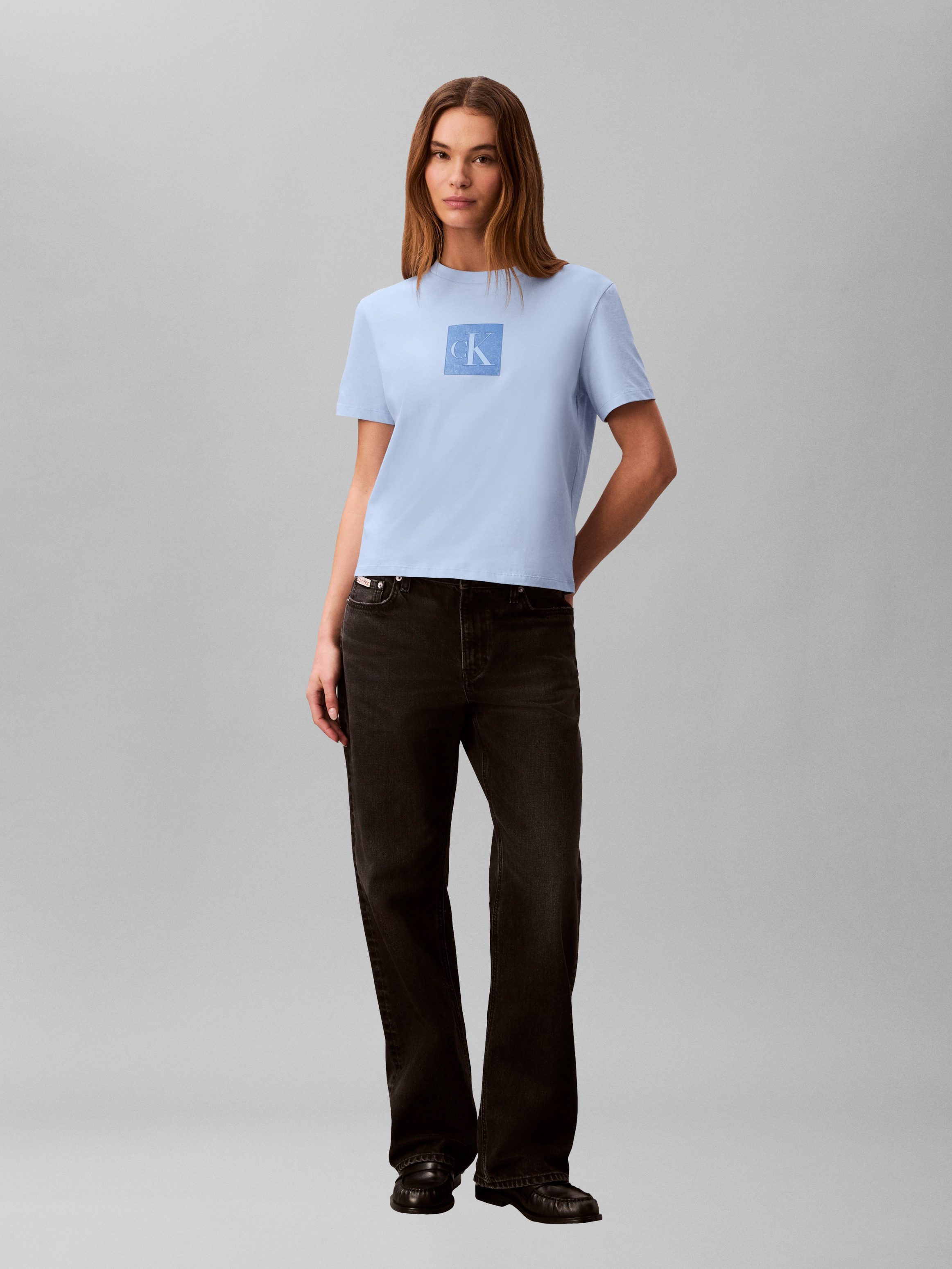 Calvin Klein Jeans T-Shirt CLASSIC FIT MONOGRAM TEE Regular fit mit Rundhalsausschnitt – Bild 5 von 5