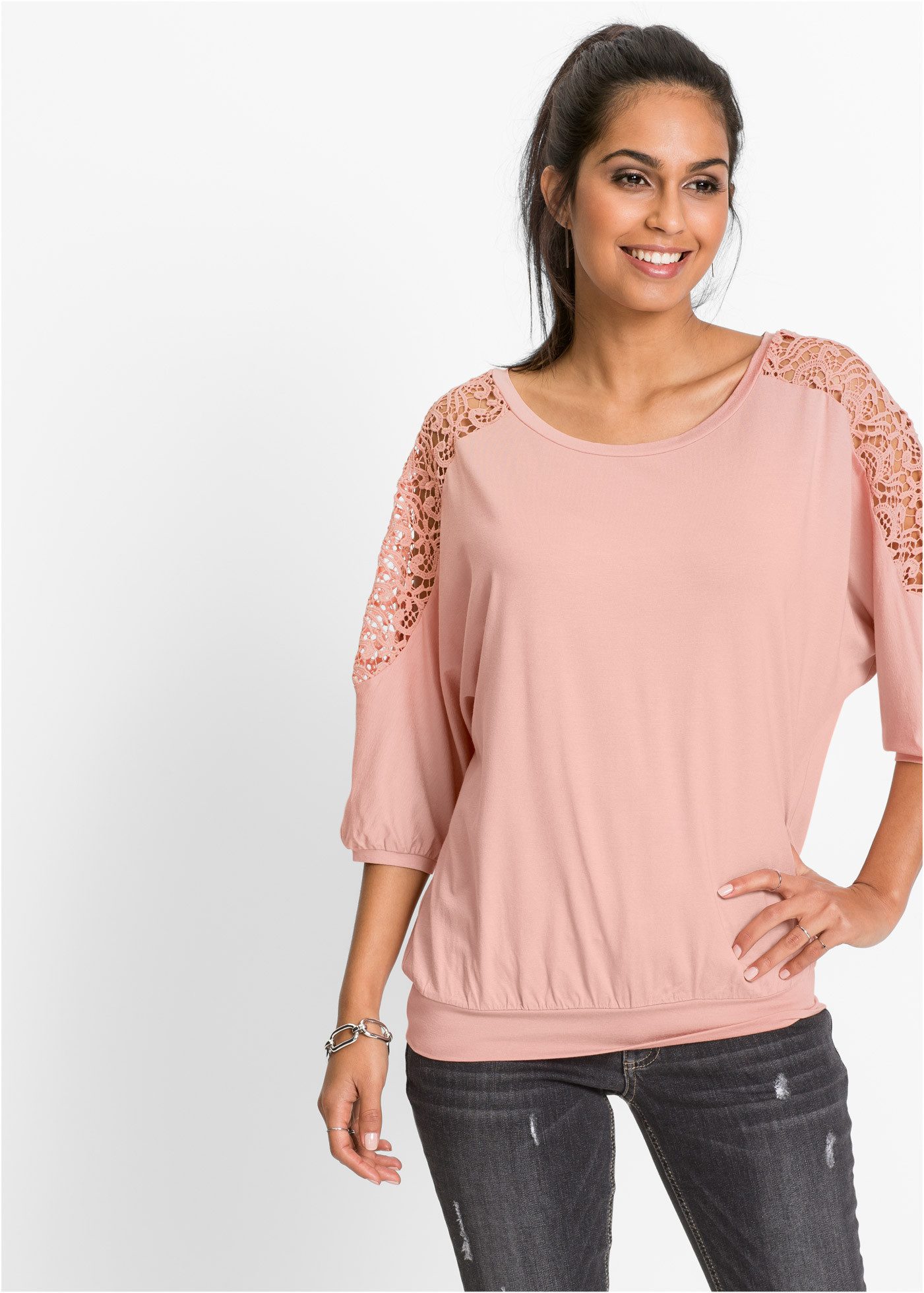 bonprix Oversize-Shirt Oversize Passform, 3/4-Ärmel, ohne Kragen, aus Visko günstig online kaufen