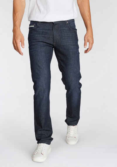 bugatti 5-Pocket-Jeans im Rückenteil mit doppelter Gürtelschlaufe