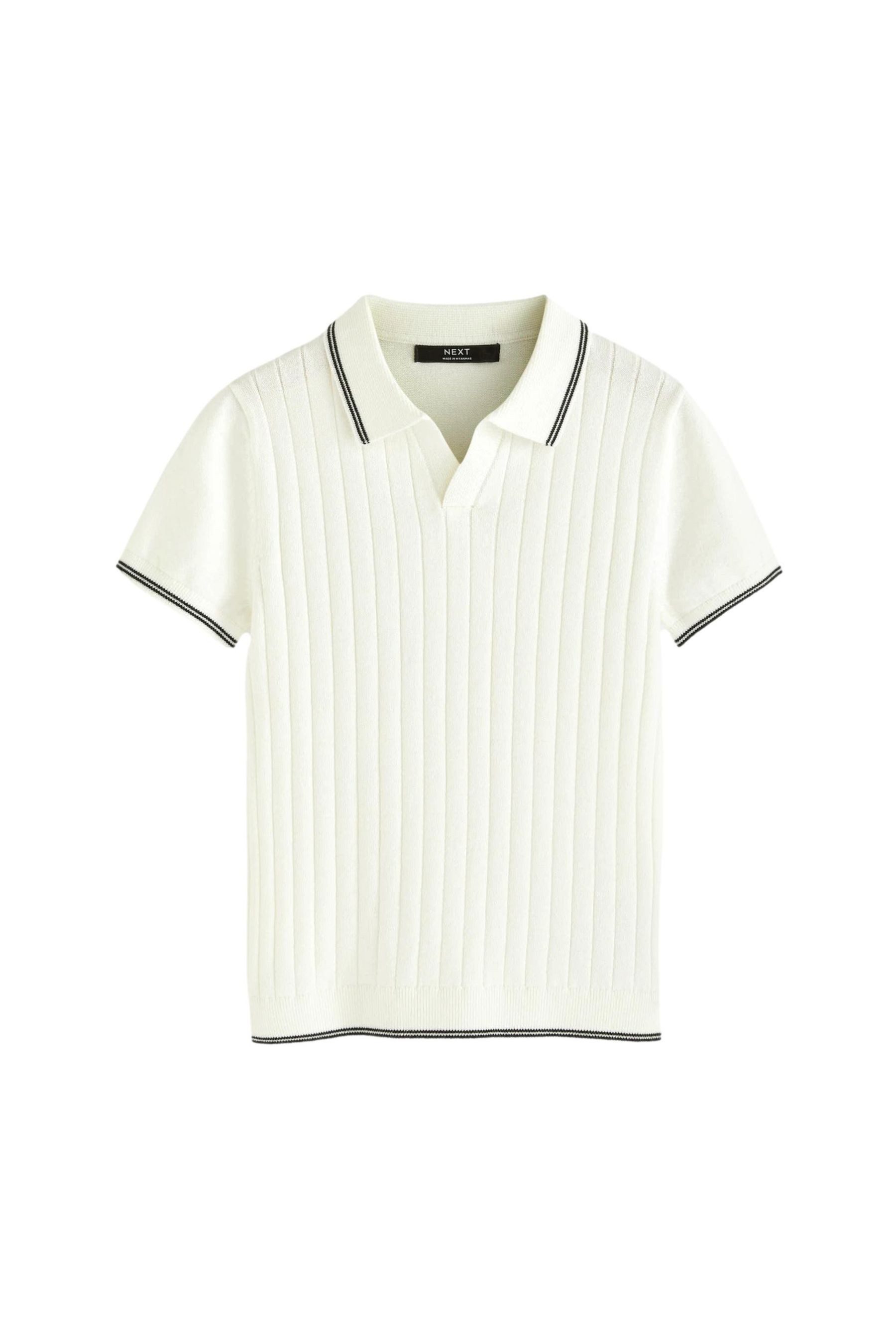 Next Polokragenpullover Kurzärmliger Polopullover mit Kragen und Trophäe (1-tlg)
