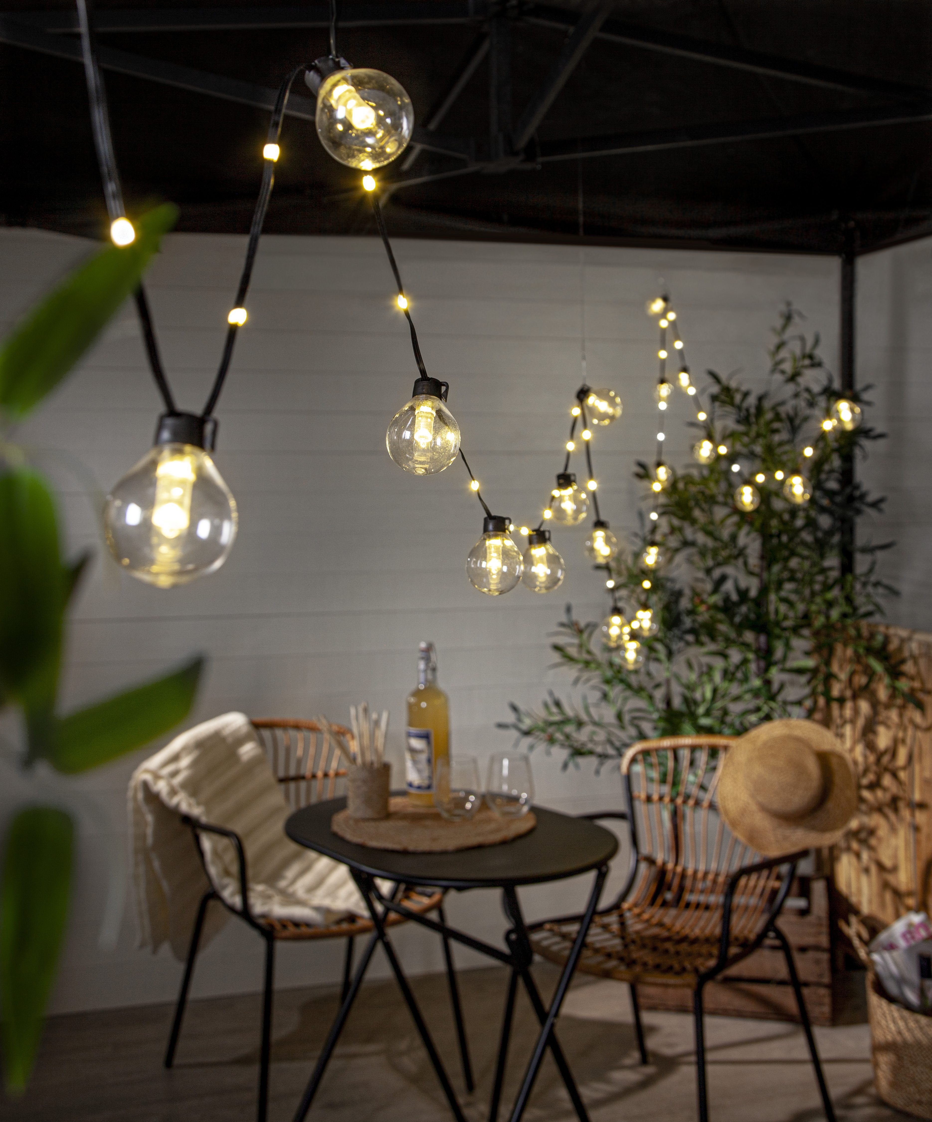 STAR TRADING LED-Lichterkette Bolla, 60-flammig, Kunststoff, Länge ca. 5,3 m + 5 m Zuleitung, Trafo, outdoor