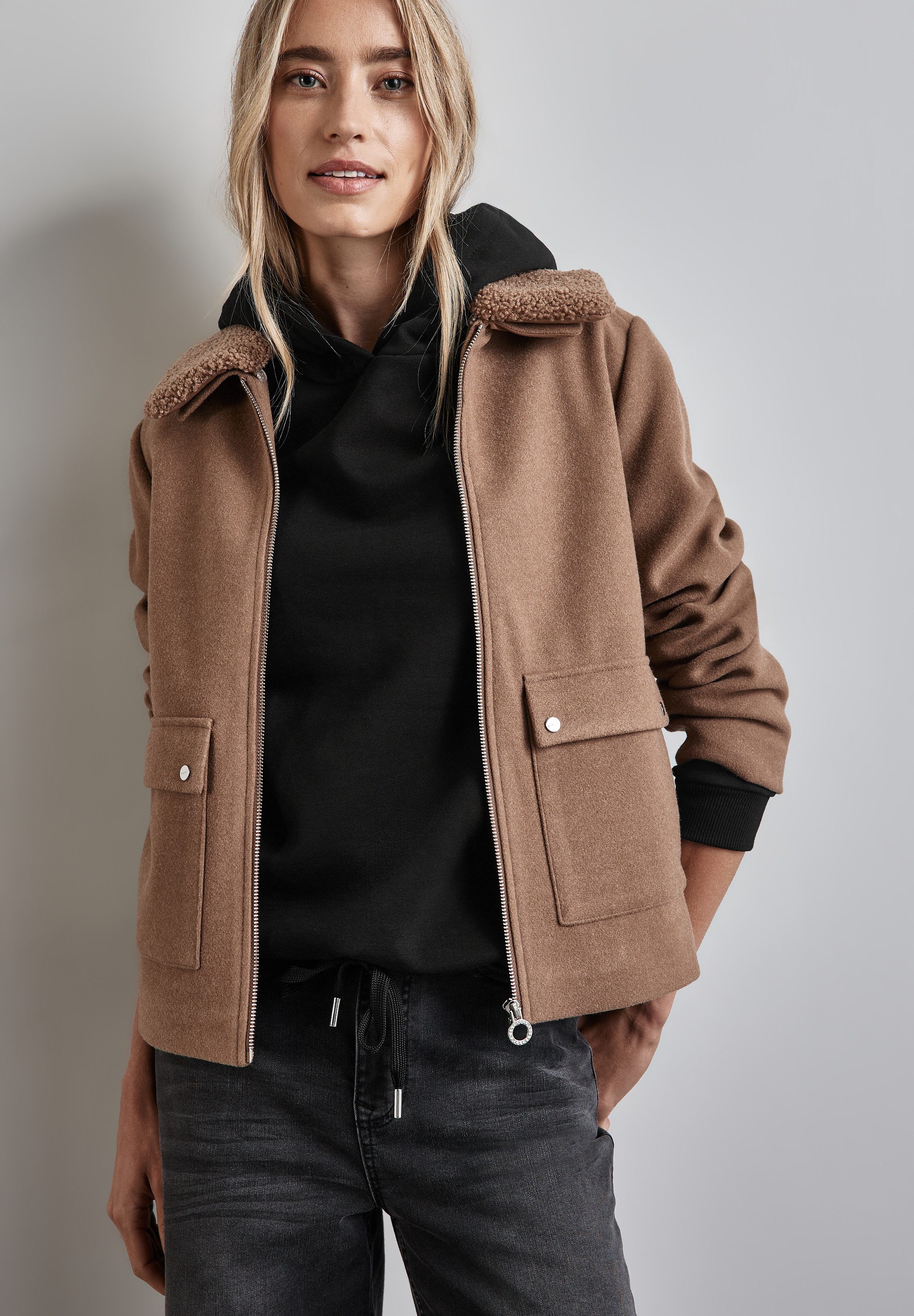 STREET ONE Kapuzensweatshirt mit Tunnelzug am Saum günstig online kaufen