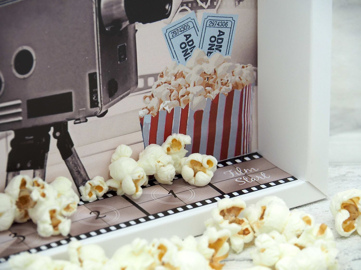 ZauberDeko Geschenkbox Geldgeschenk Verpackung Kino Popcorn Kinogutschein Cinema Film – Bild 3 von 3
