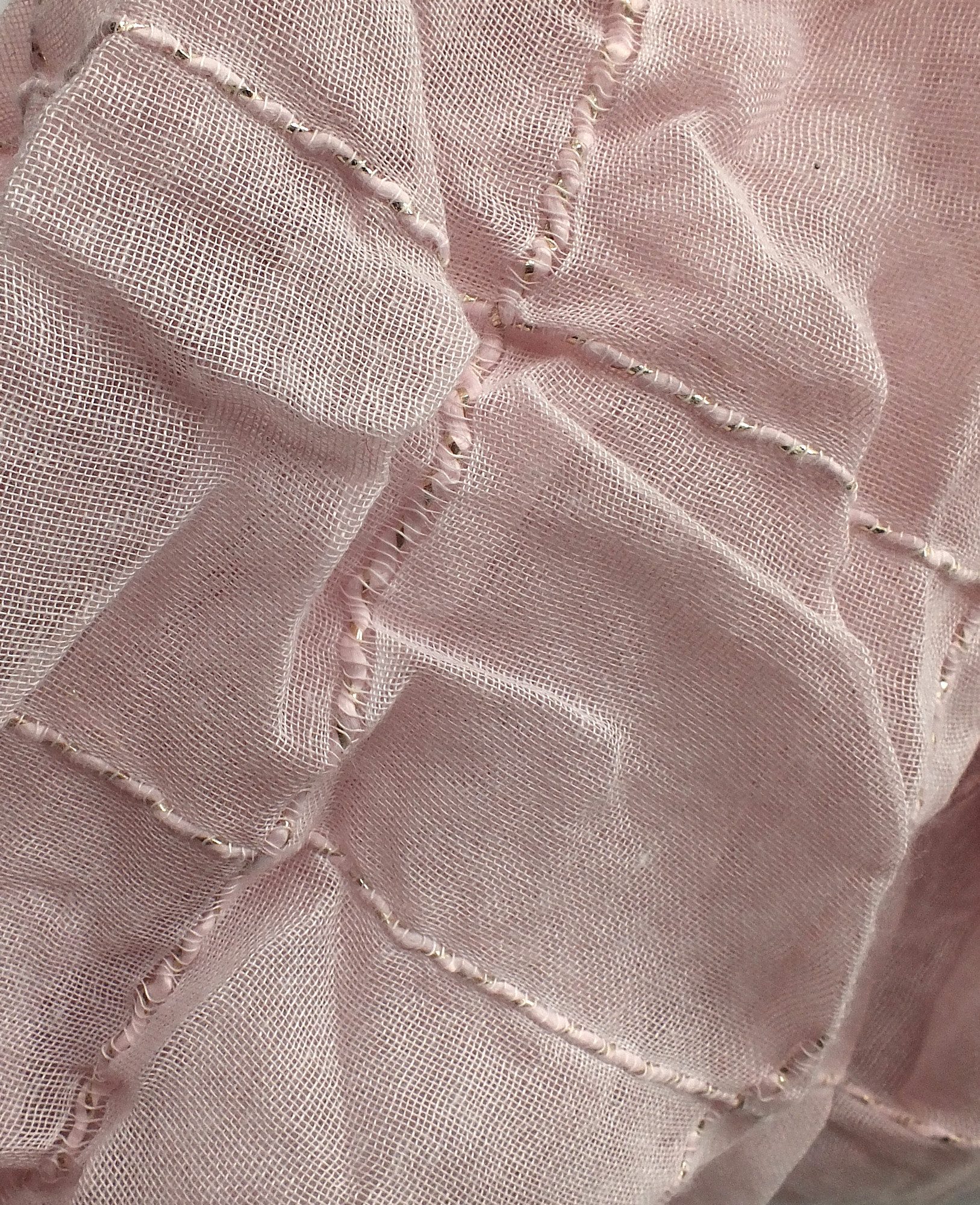 chic4home Schal Dreamy Flair, (1-St. 1-teilig), sommerlicher Damen Schal Batik-Look mit glitzernden Streifen