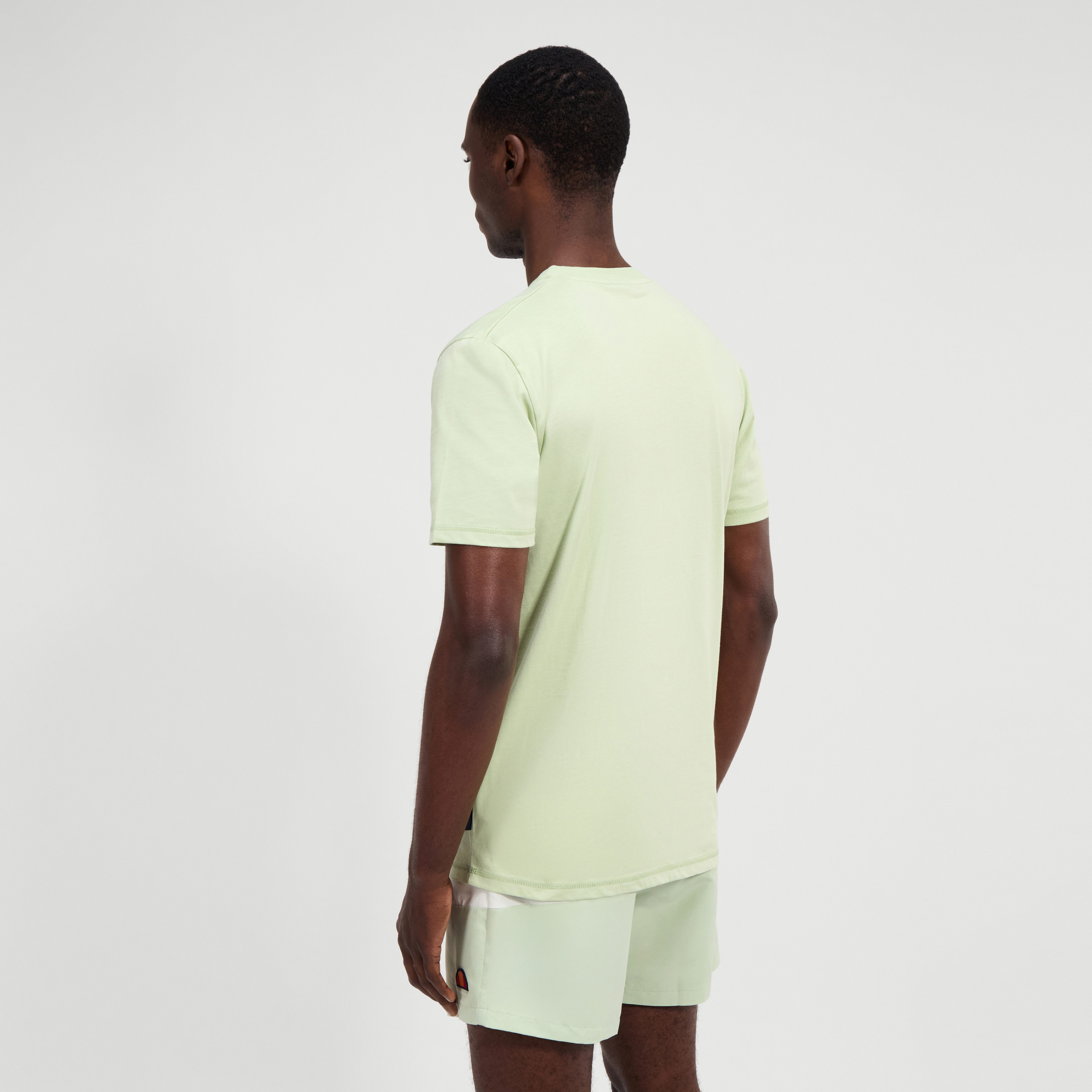 Ellesse T-Shirt CASSICA TEE Kurzarm, mit Rundhalsausschnitt, aus Baumwolle, bequeme Passform